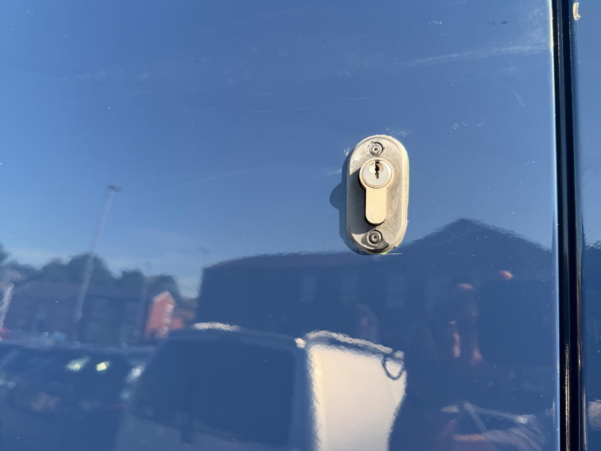 Ford Transit Custom - Image 13