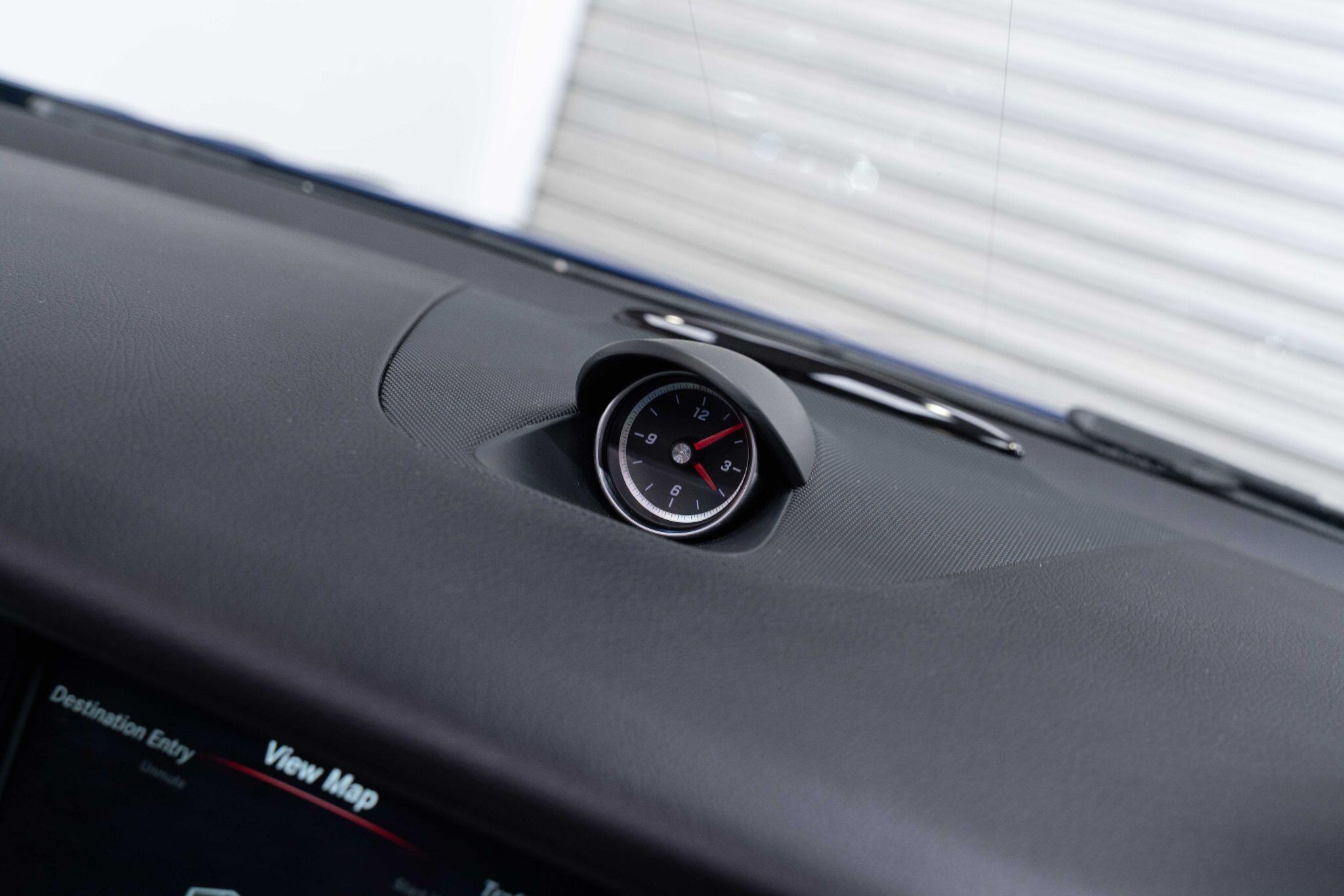 Mercedes SLC - Image 16