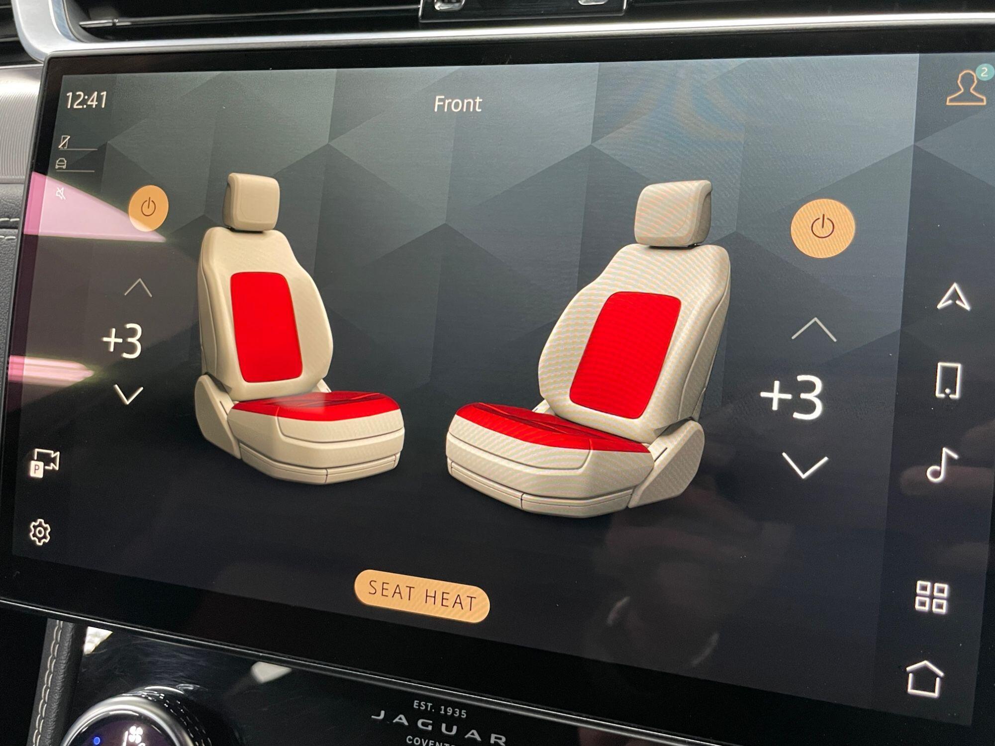 Jaguar F-Pace - Image 44