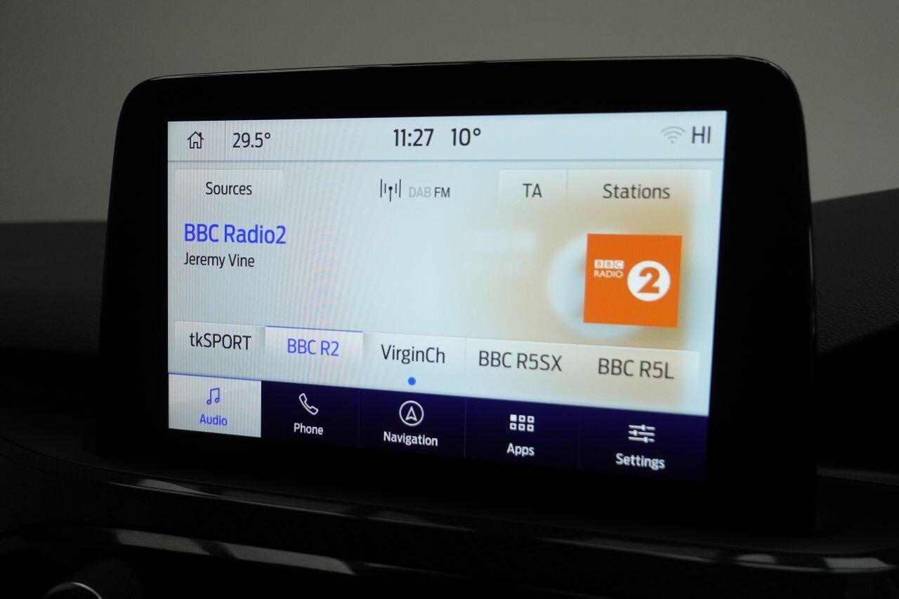 Ford Kuga - Image 24