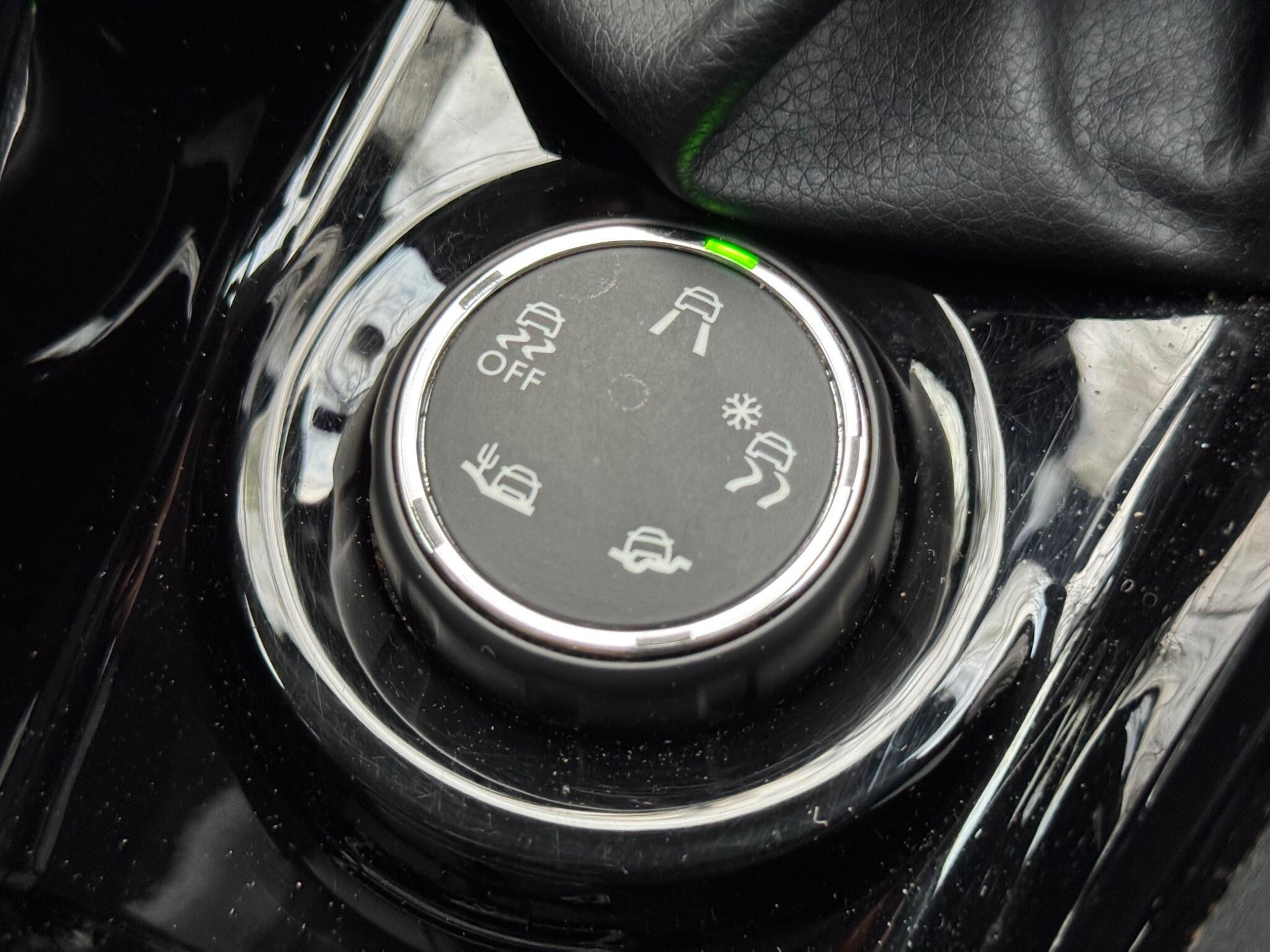 Peugeot 2008 - Image 38