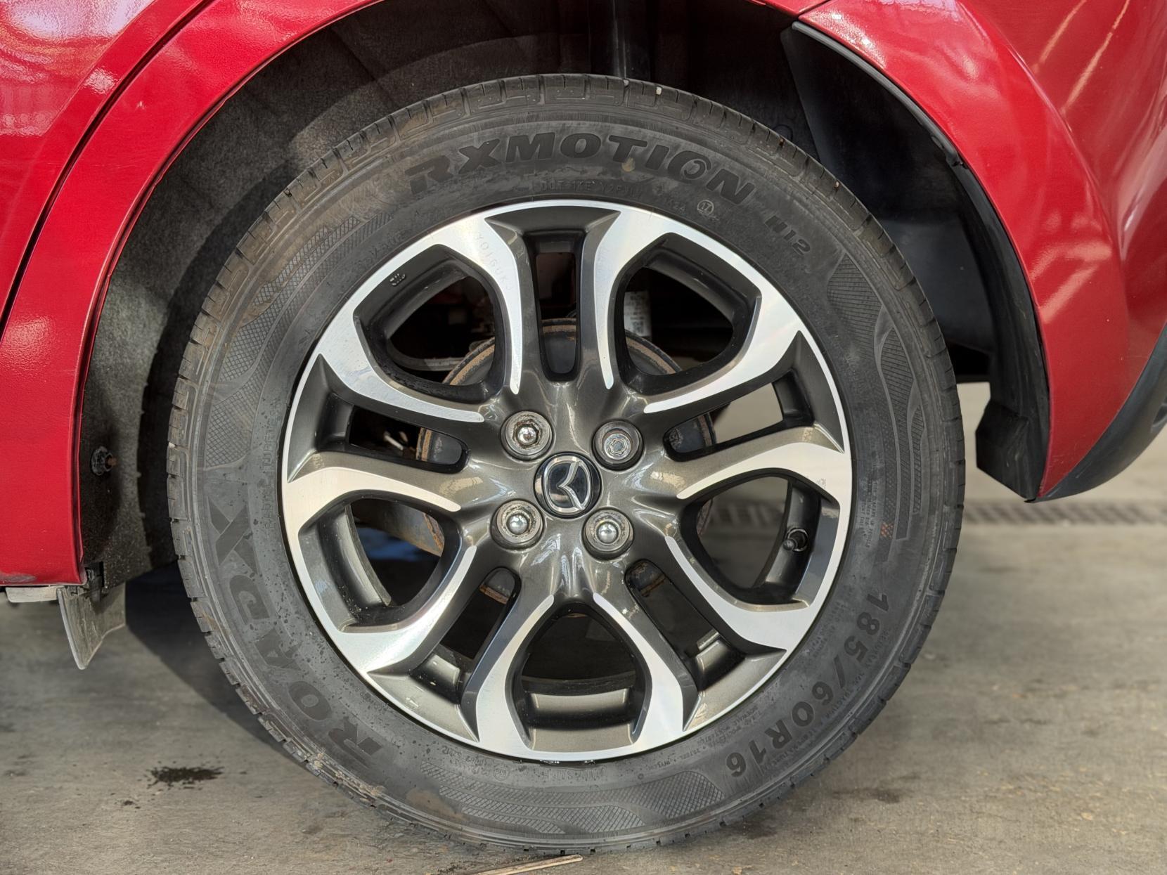 Mazda MAZDA2 - Image 15