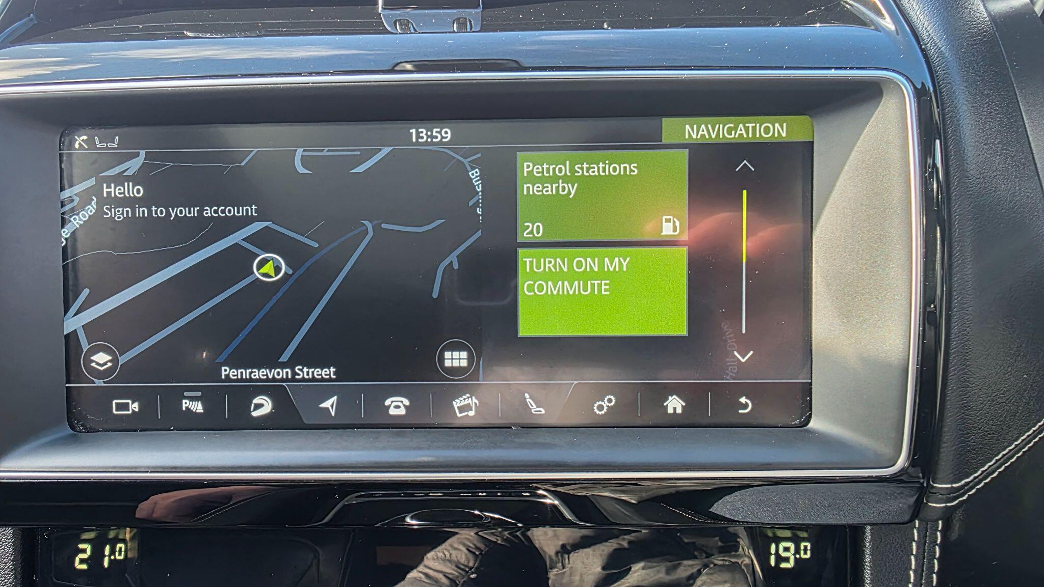 Jaguar F-Pace - Image 41