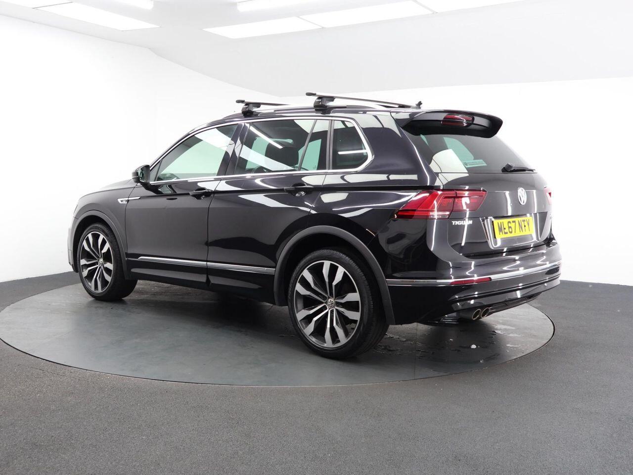 Volkswagen Tiguan - Image 9
