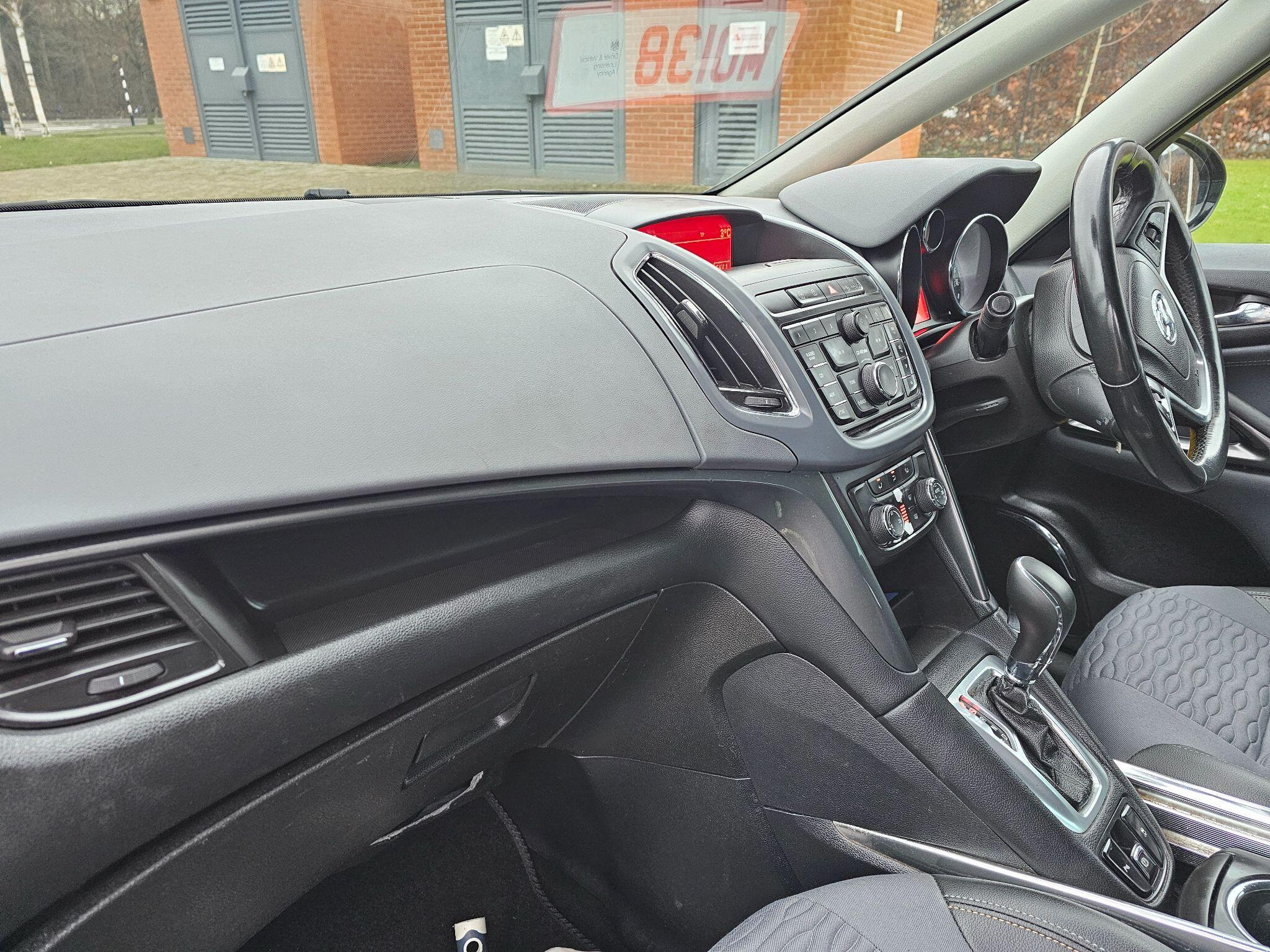Vauxhall Zafira Tourer - Image 23
