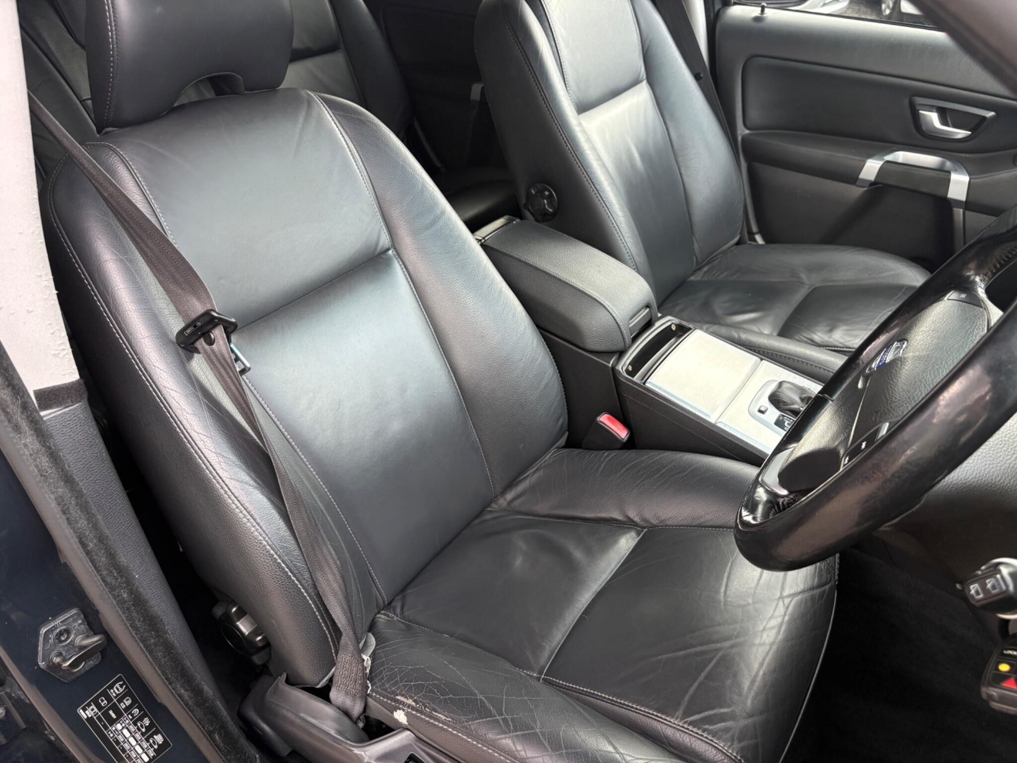 Volvo XC90 - Image 13
