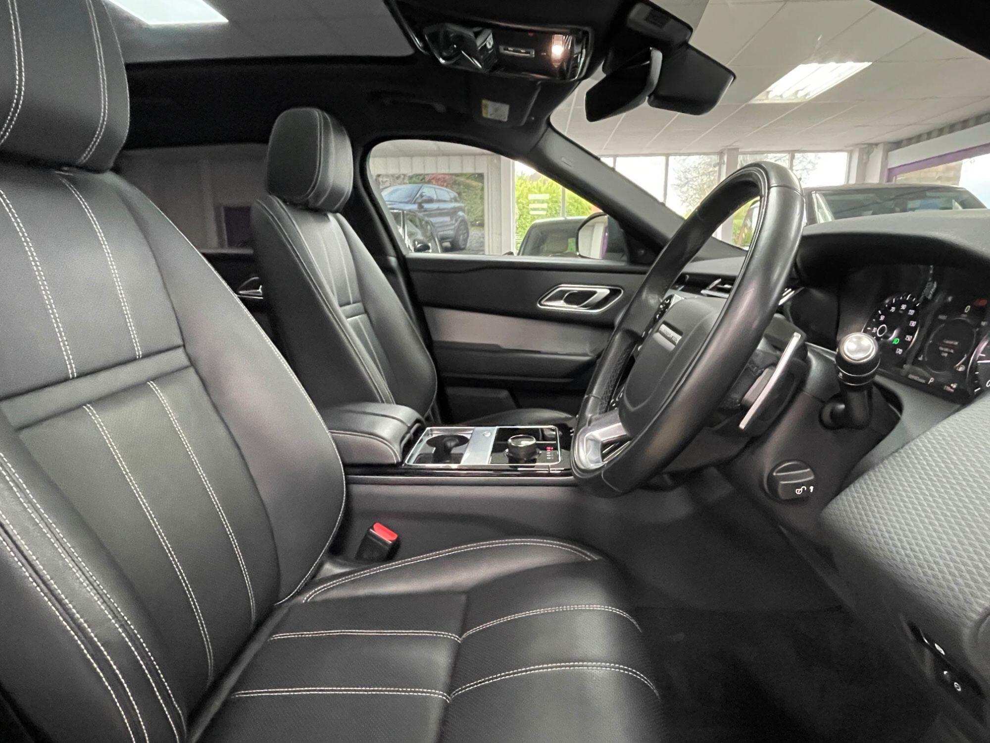 Land Rover Range Rover Velar - Image 23