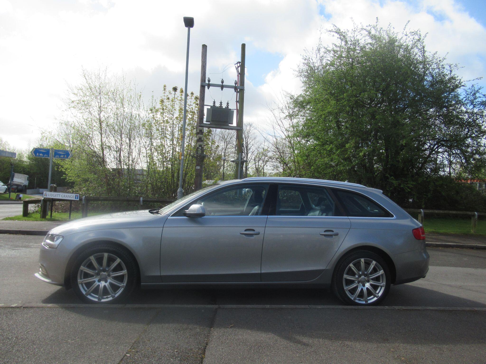 Audi A4 Avant - Image 8