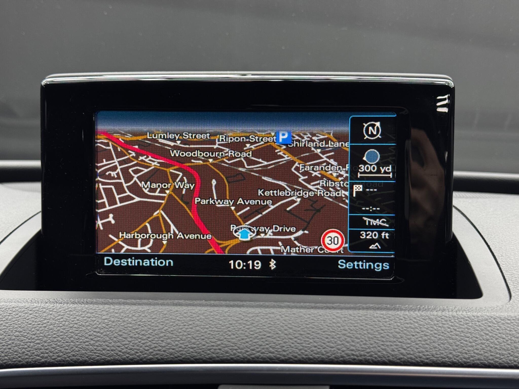 Audi Q3 - Image 29
