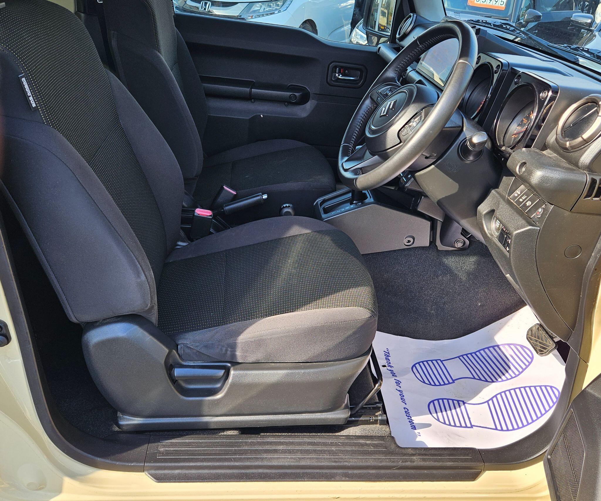 Suzuki Jimny - Image 16