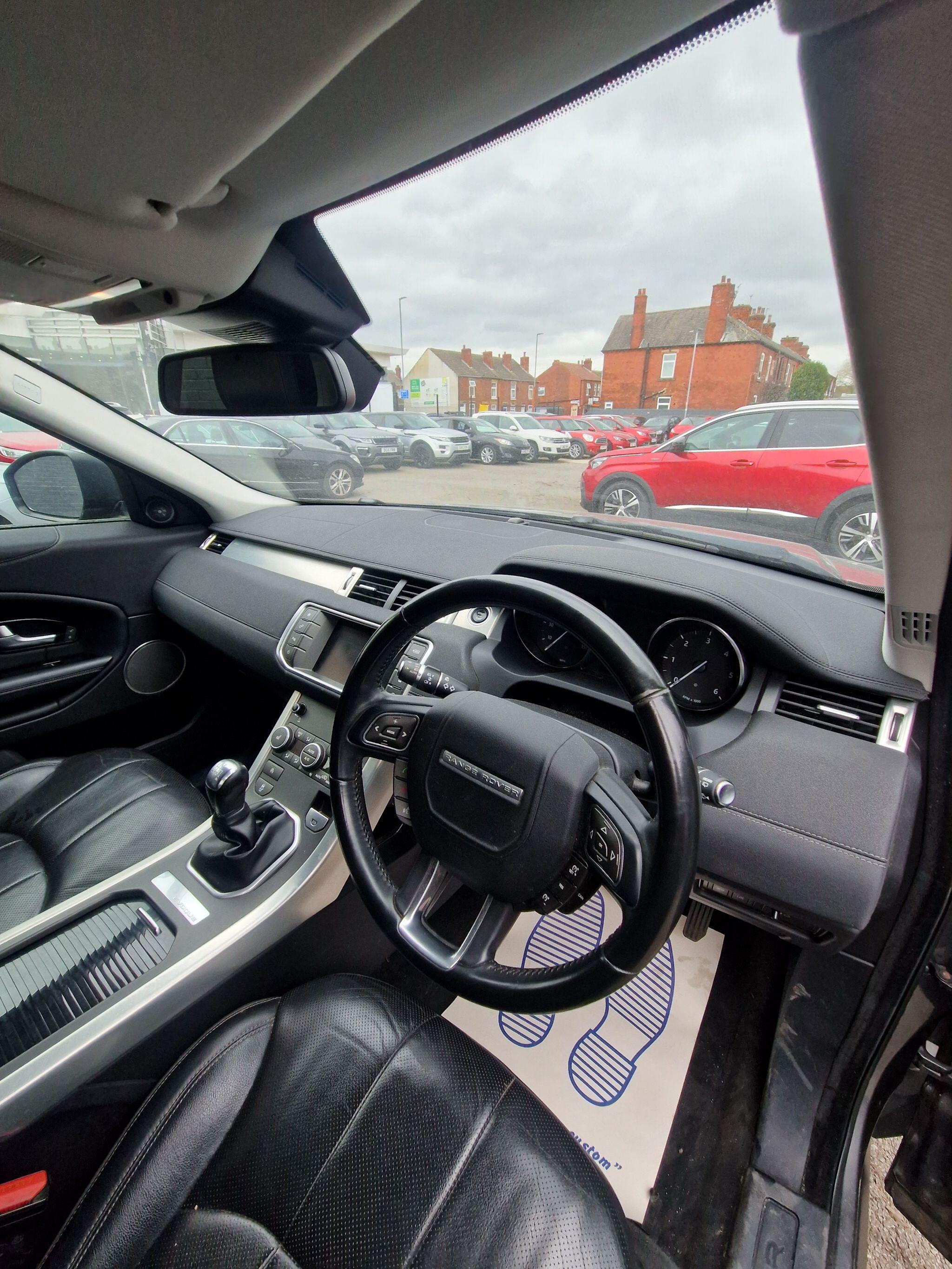 Land Rover Range Rover Evoque - Image 32
