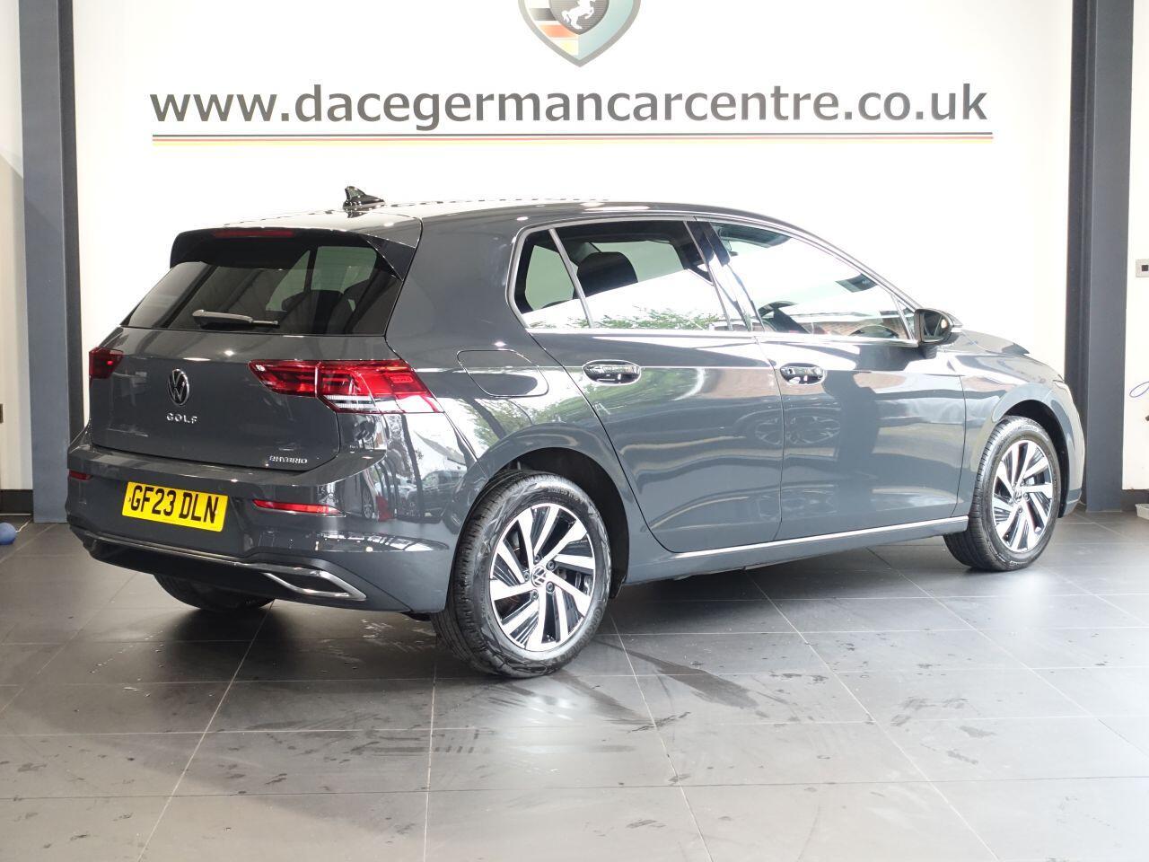 Volkswagen Golf - Image 6
