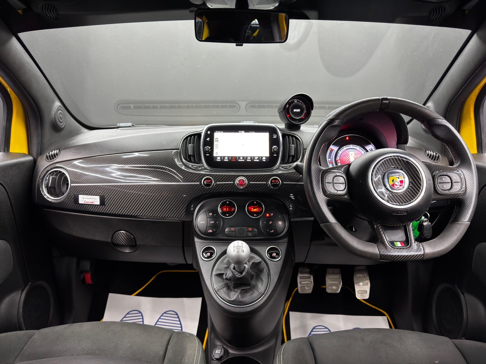 Abarth 595 - Image 10