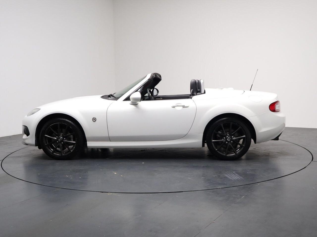 Mazda MX-5 - Image 8