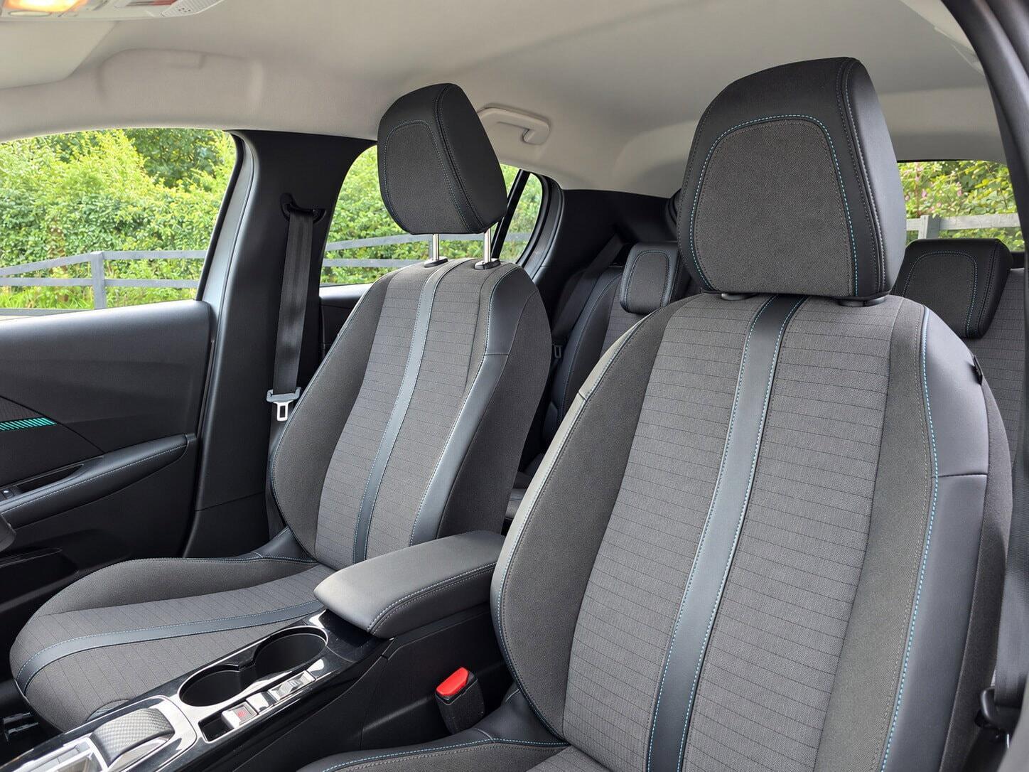Peugeot 208 - Image 3