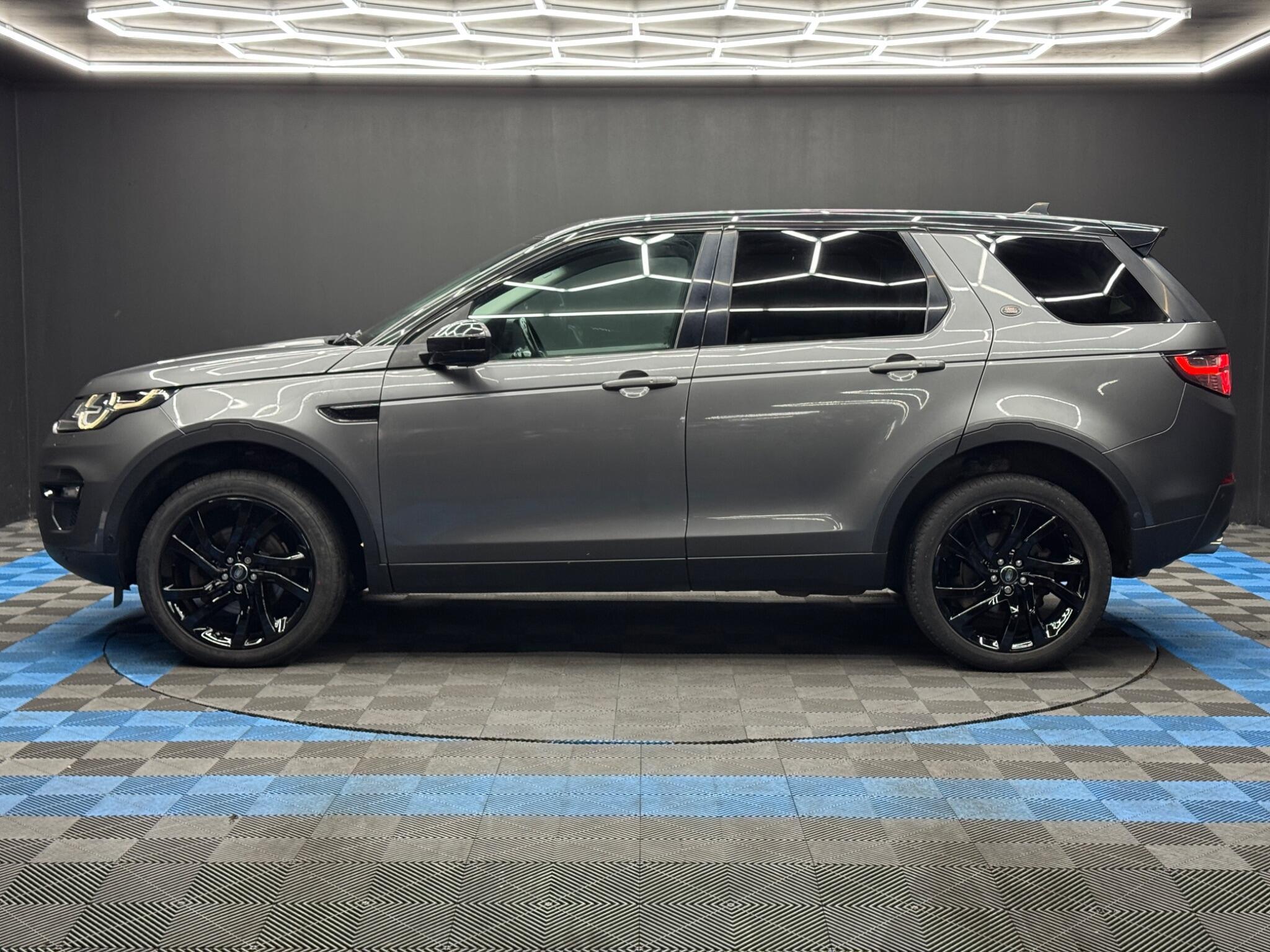 Land Rover DISCOVERY SPORT - Image 8