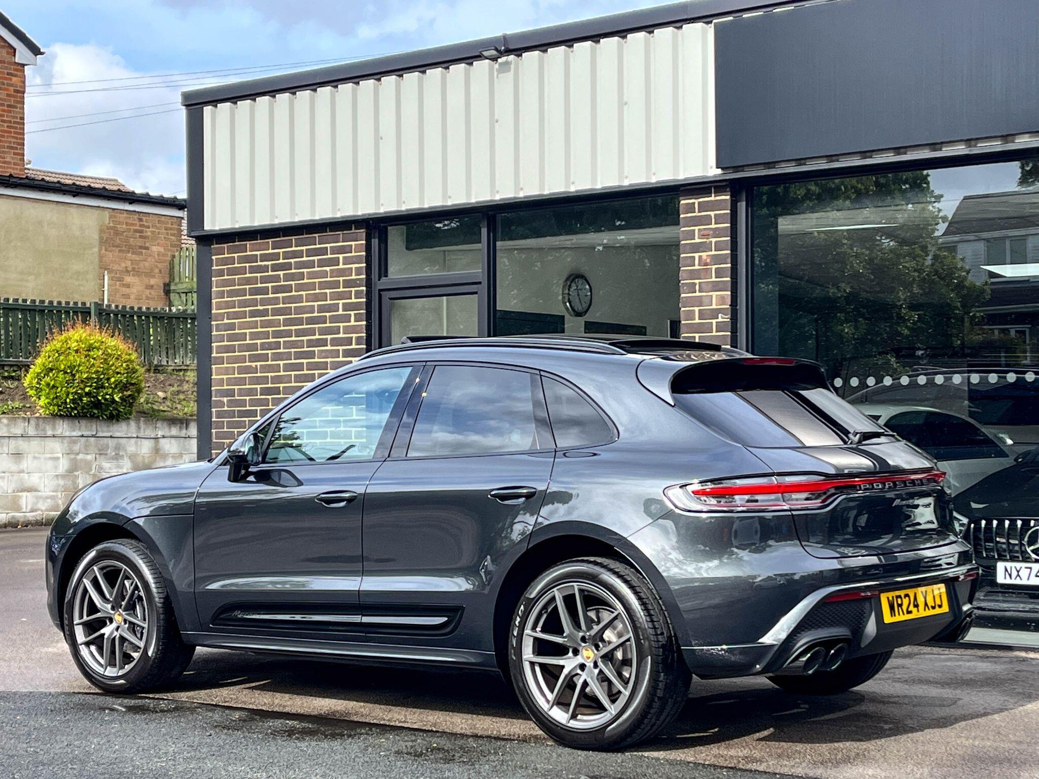 Porsche Macan - Image 4