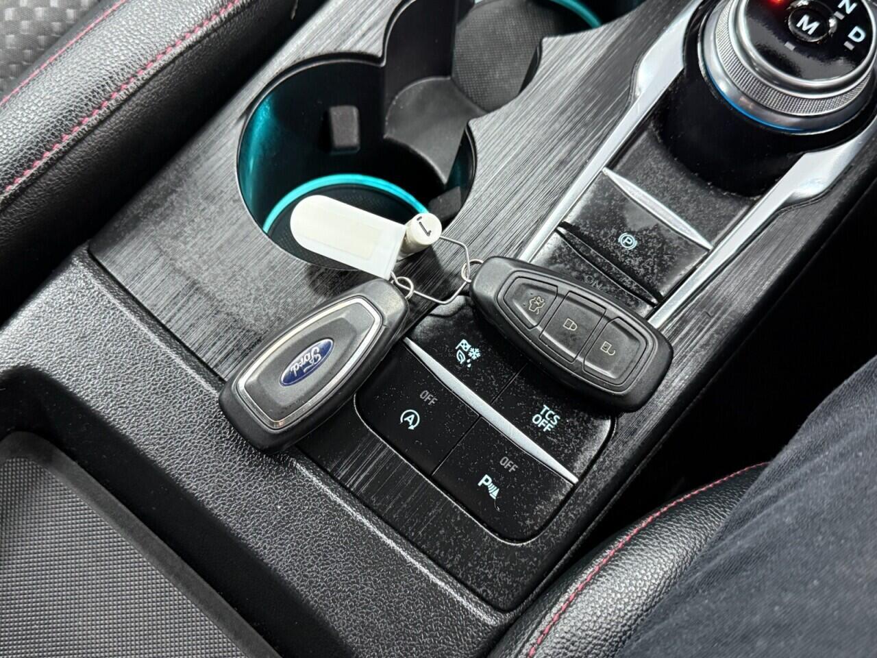 Ford Focus - Image 26