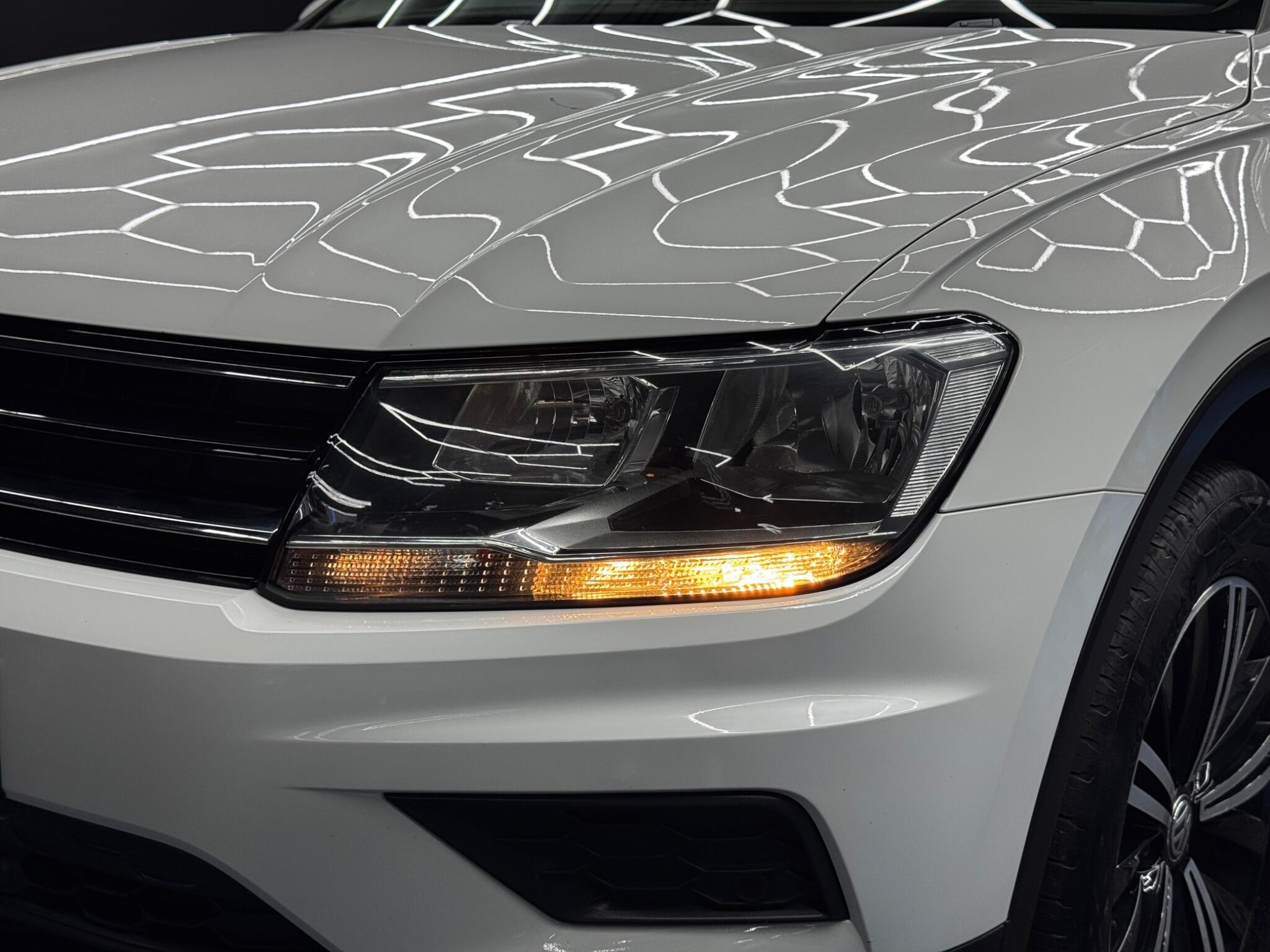 Volkswagen Tiguan - Image 47