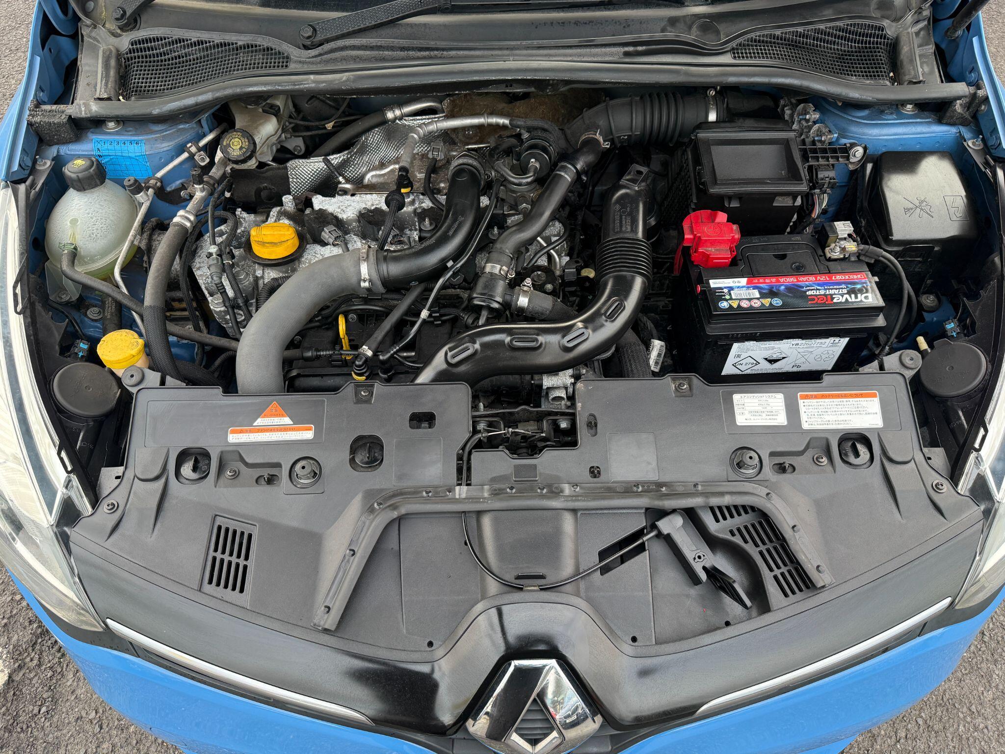 Renault Clio - Image 66