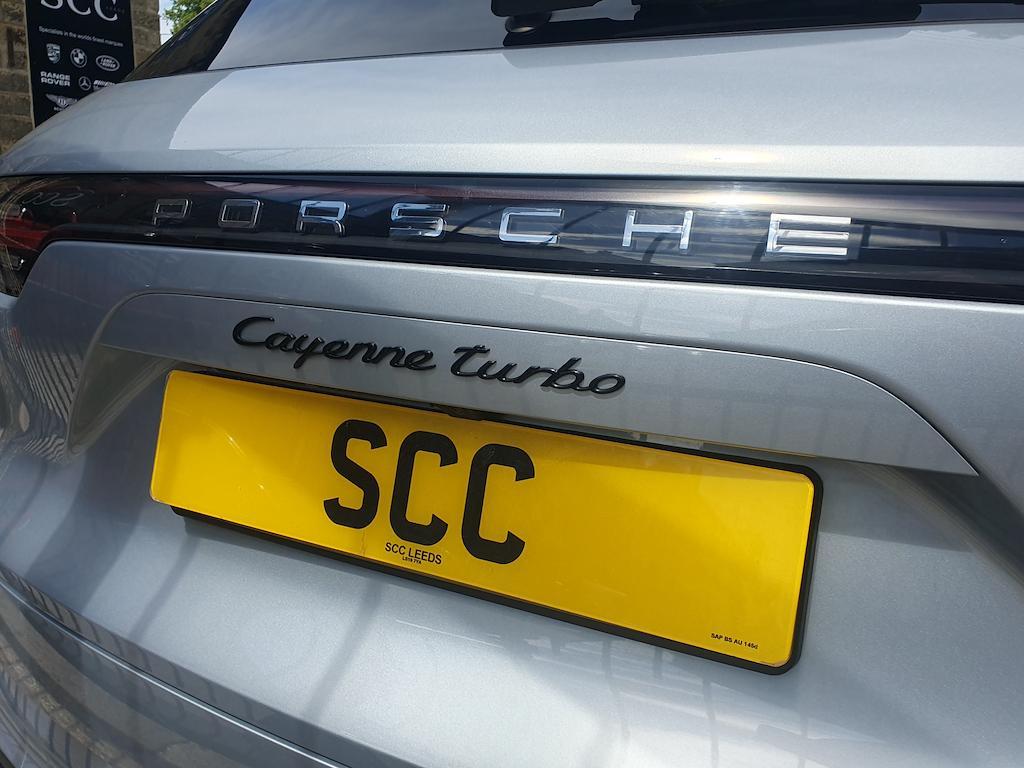 Porsche Cayenne - Image 17