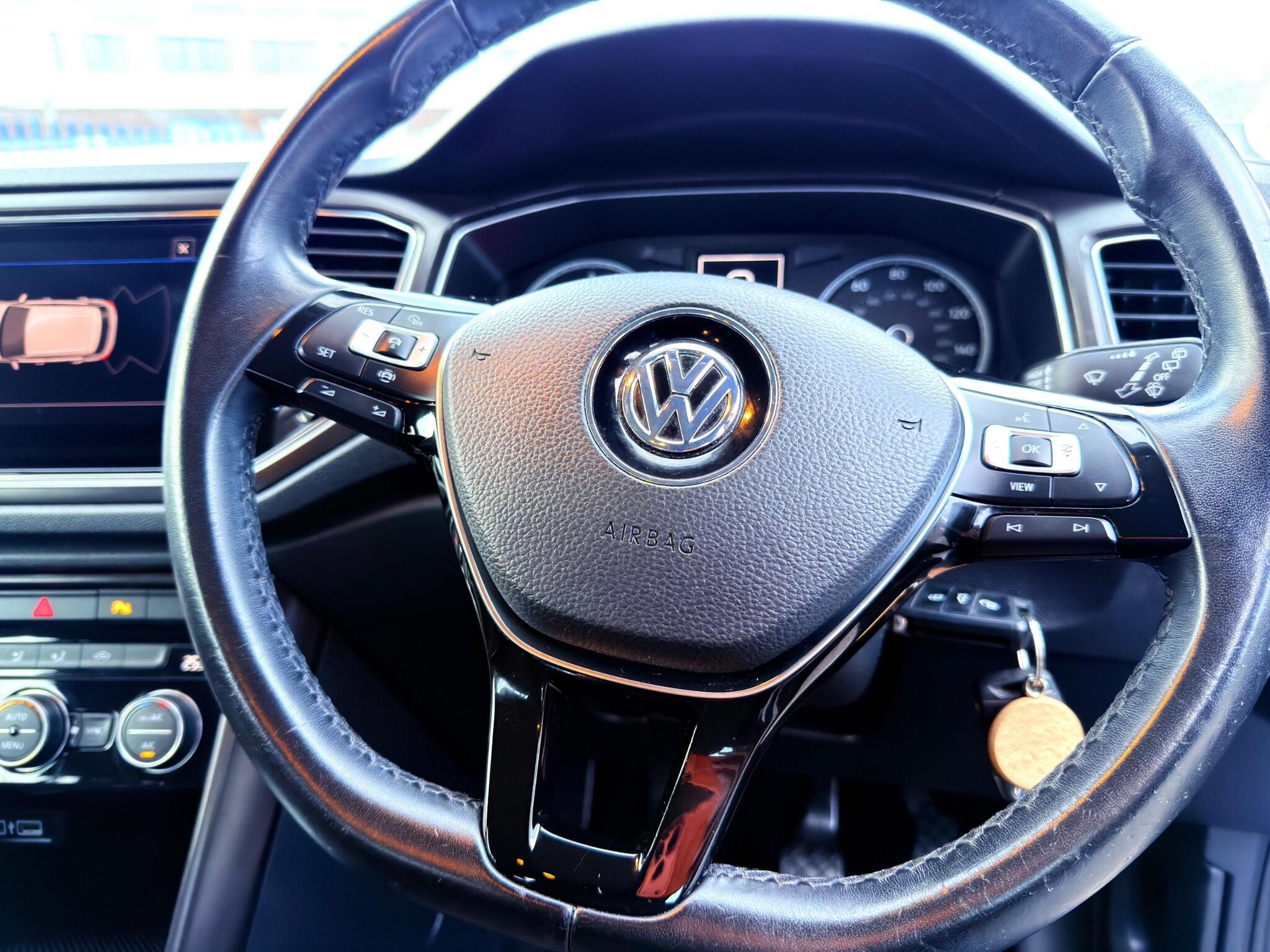 Volkswagen T-Roc - Image 42