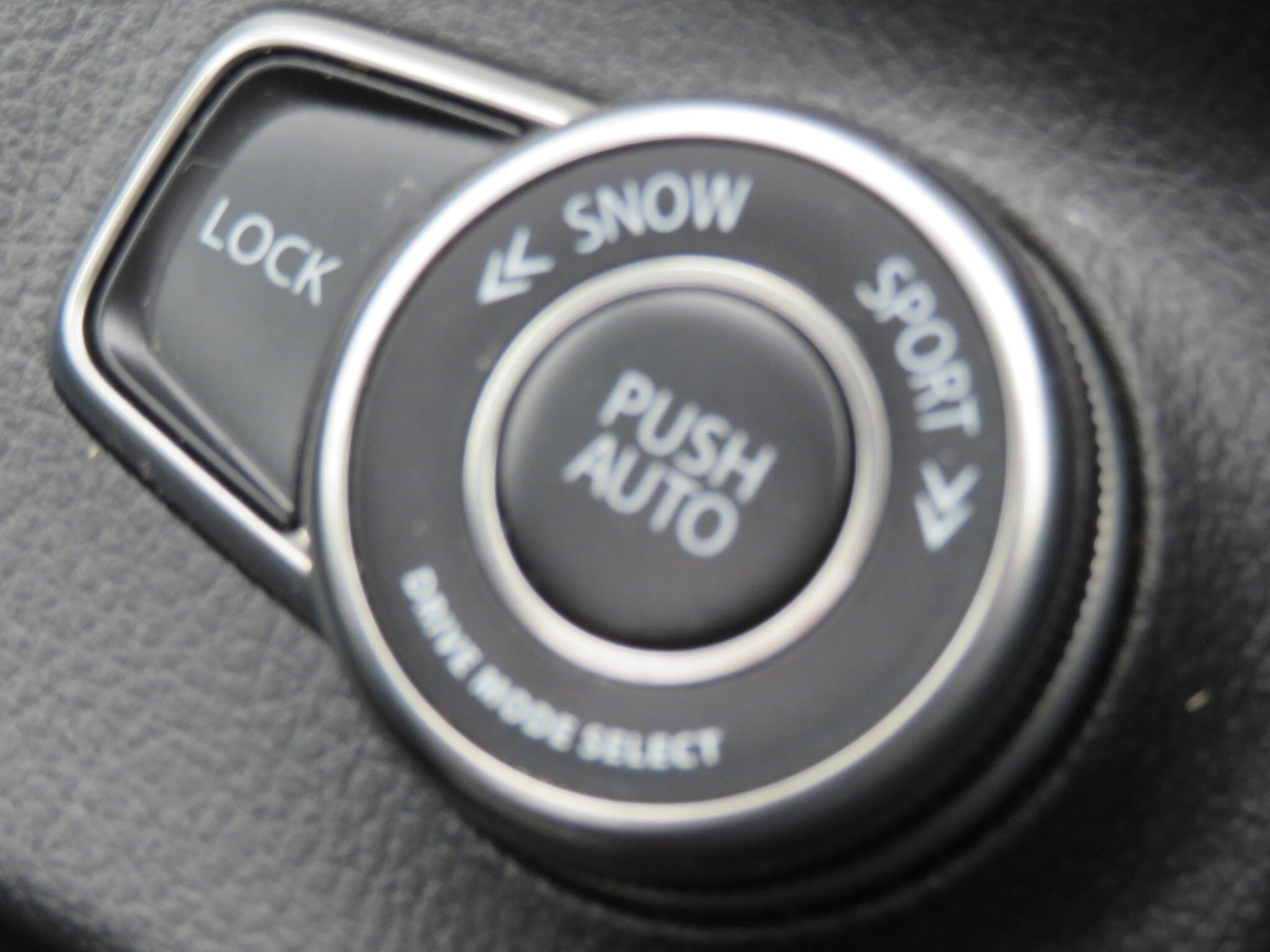 Suzuki S-Cross - Image 18