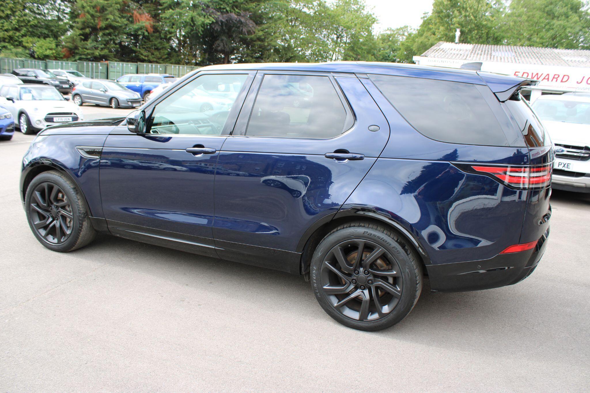 Land Rover Discovery - Image 15