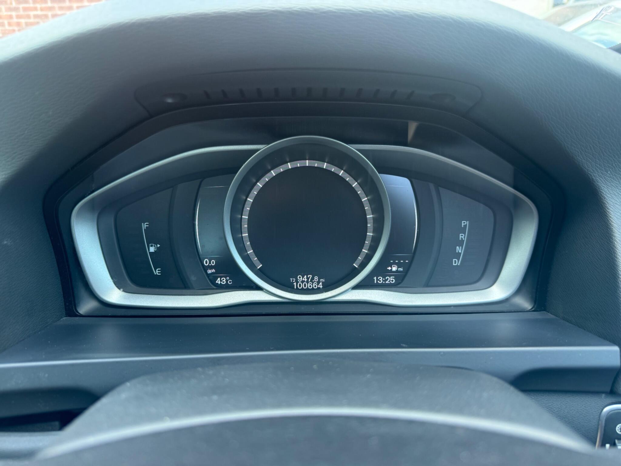 Volvo S60 - Image 16