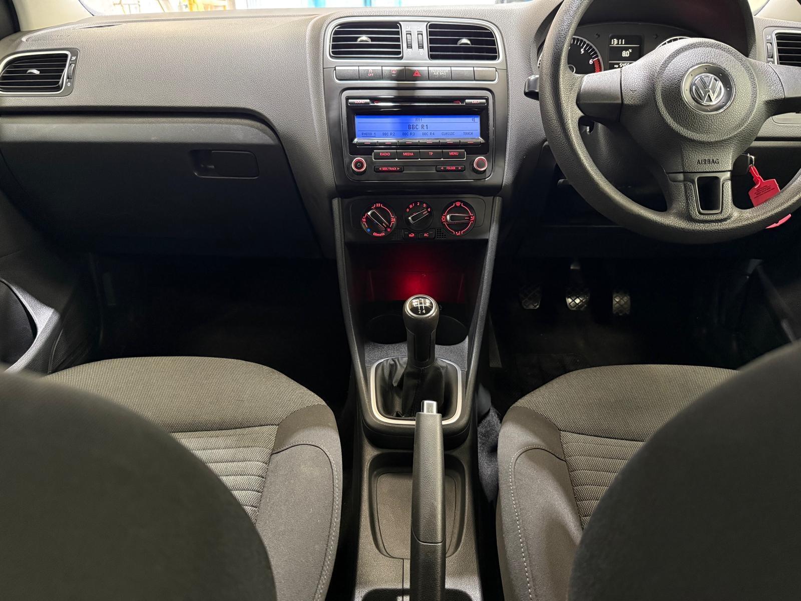 Volkswagen Polo - Image 11