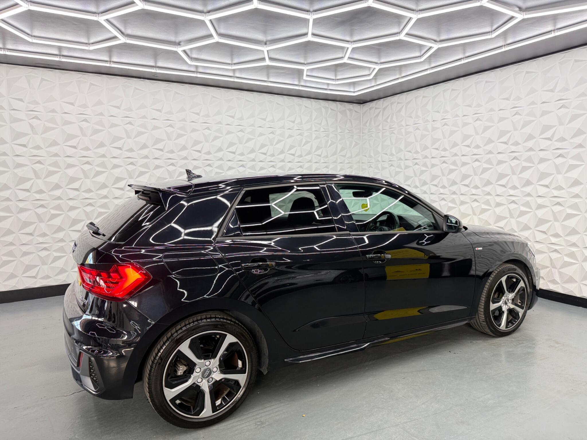 Audi A1 - Image 18
