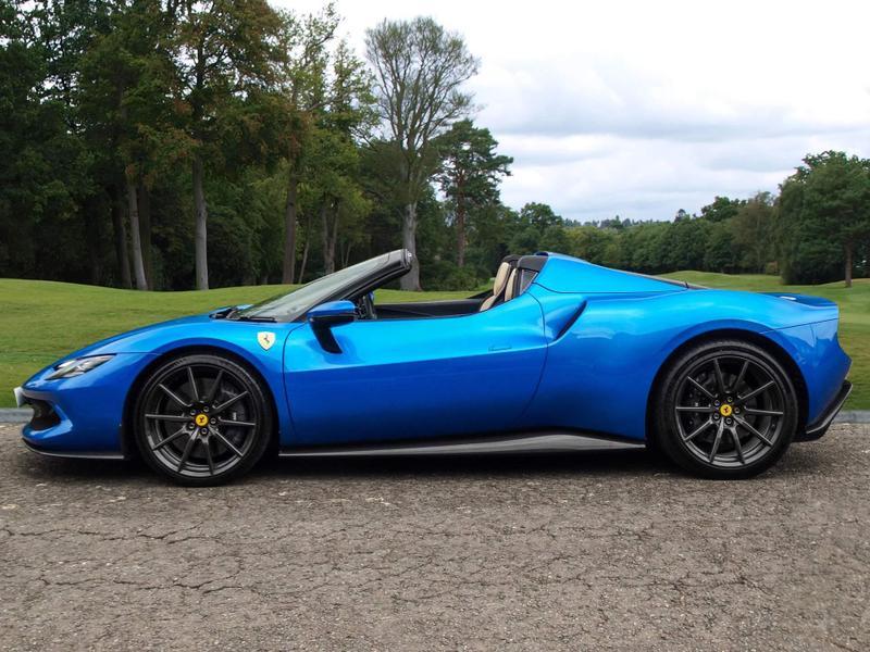 Ferrari 296 GTS - Image 2