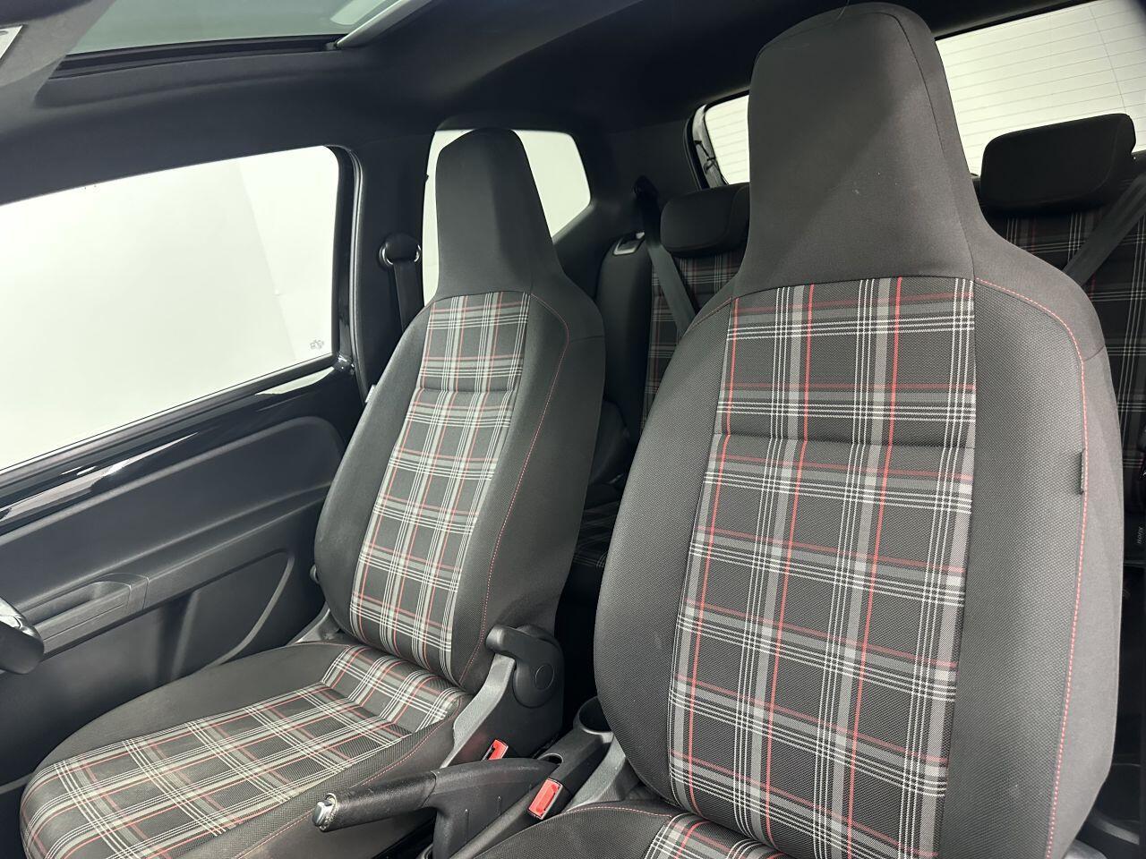 Volkswagen up! - Image 14