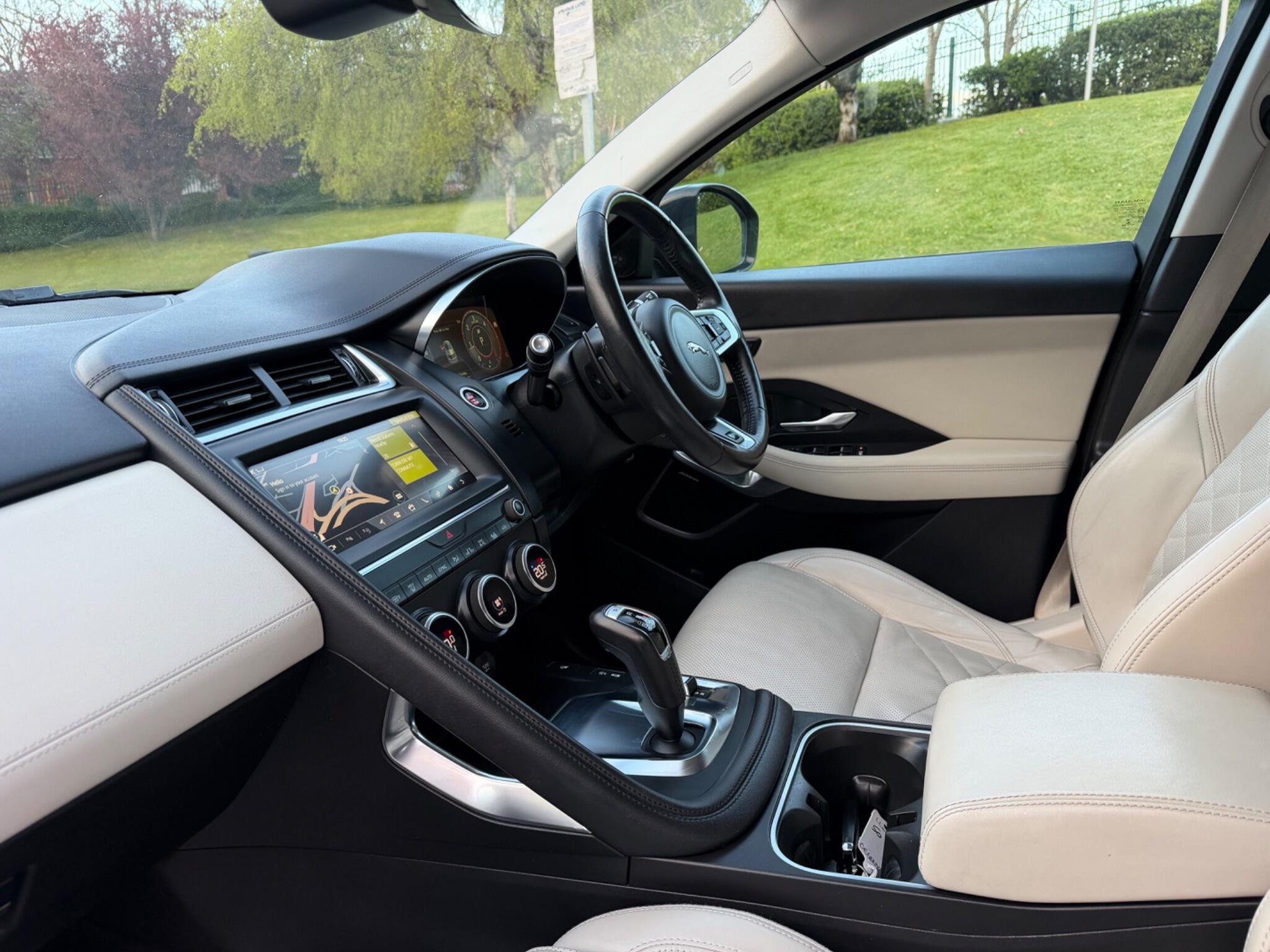 Jaguar E-Pace - Image 36