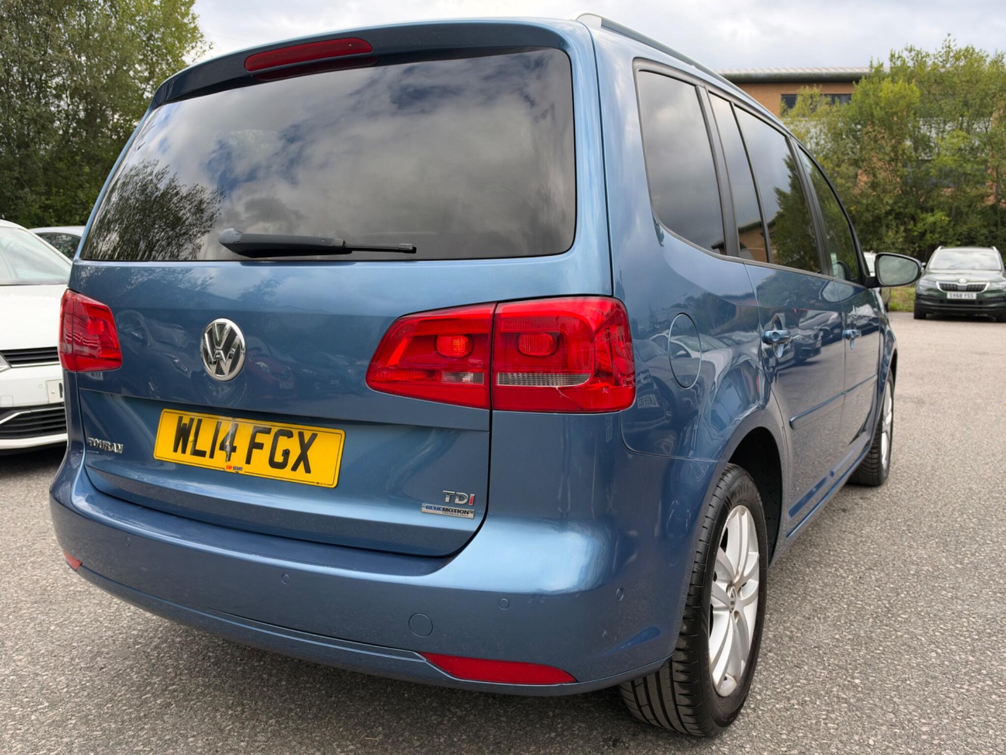 Volkswagen Touran - Image 15