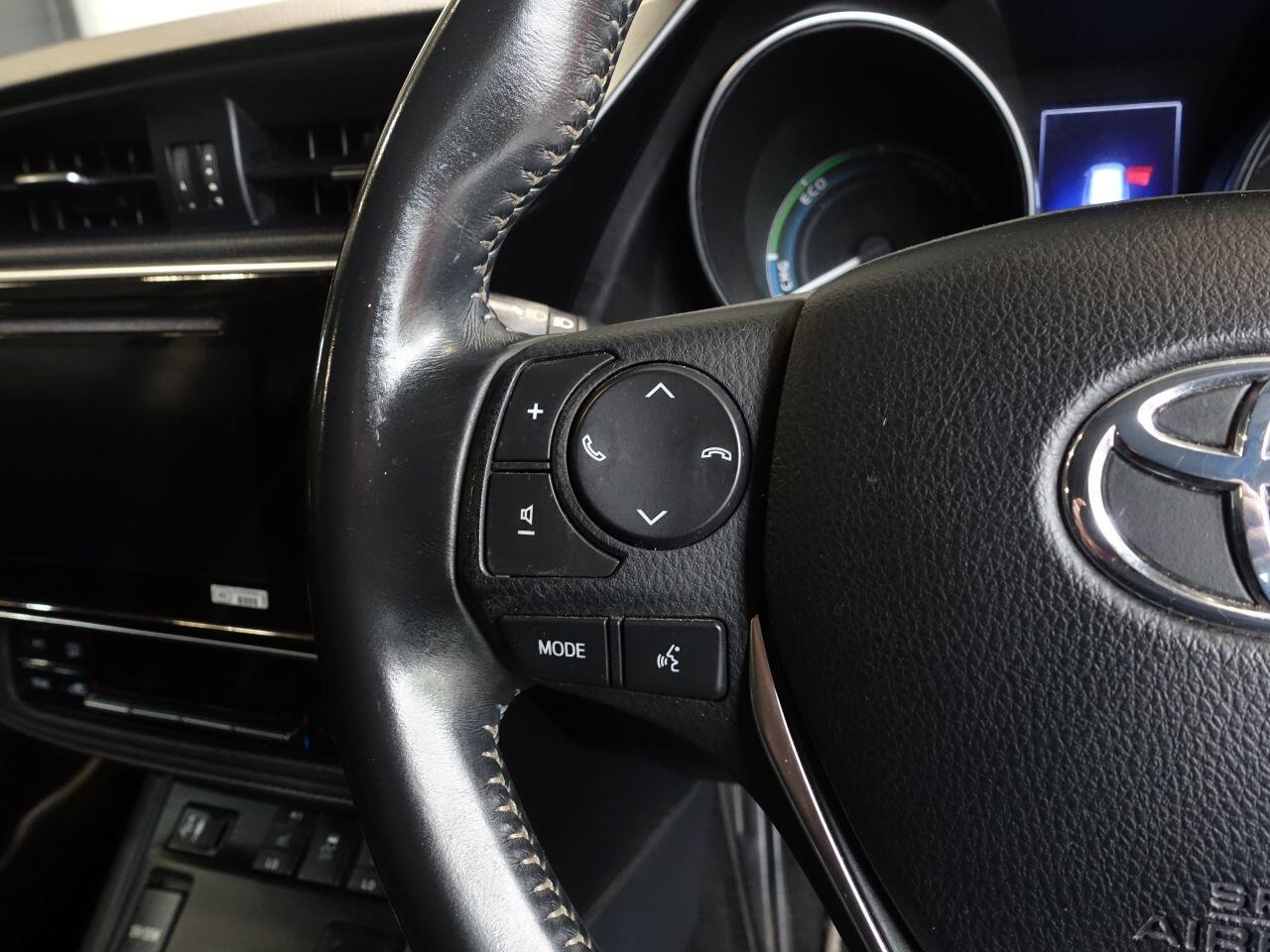 Toyota Auris - Image 20