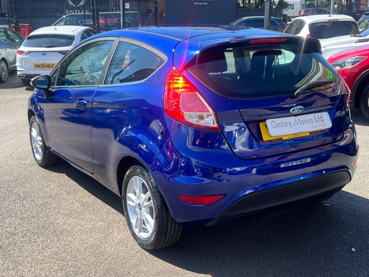 Ford Fiesta - Image 4