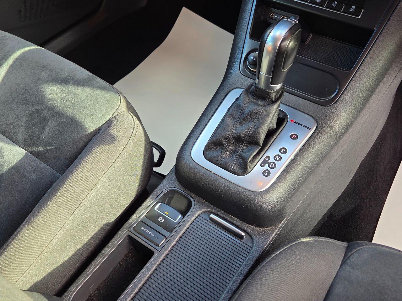 Volkswagen Tiguan - Image 29