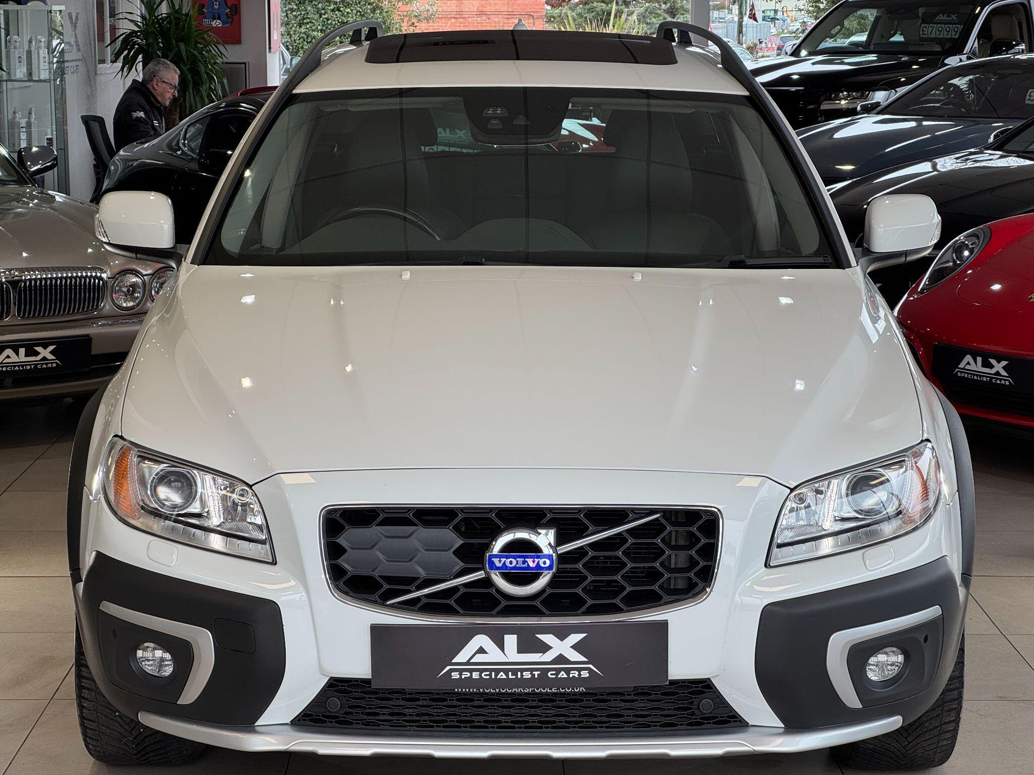 Volvo XC70 - Image 8
