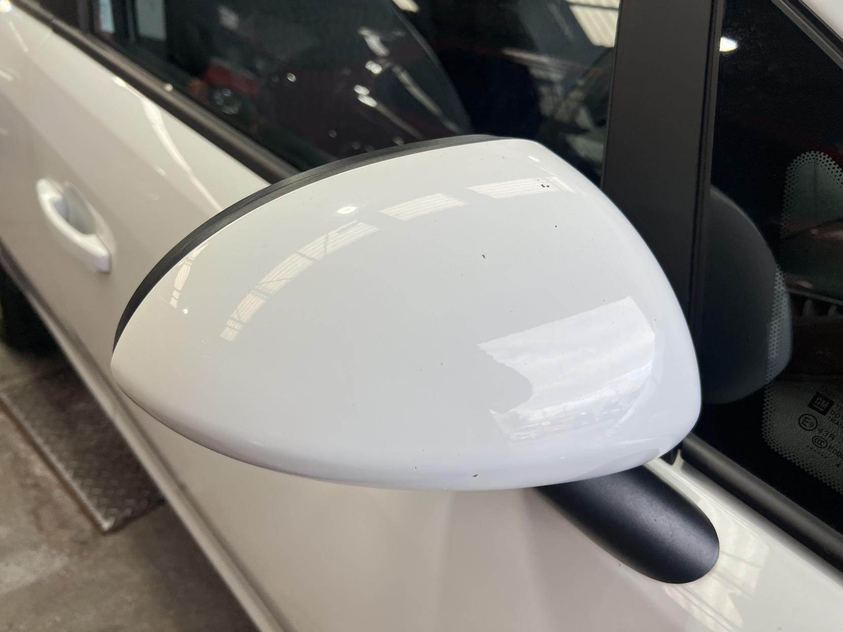 Vauxhall Corsa - Image 16