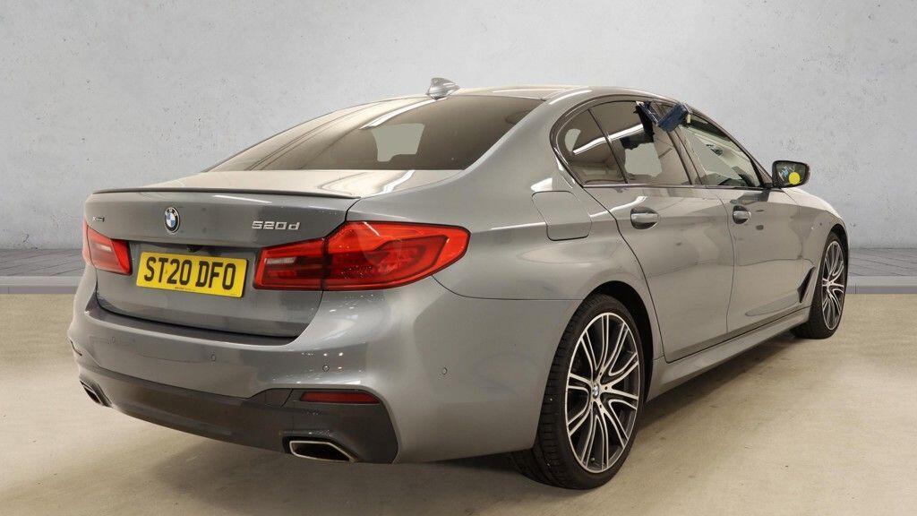 BMW 5 Series - Image 4