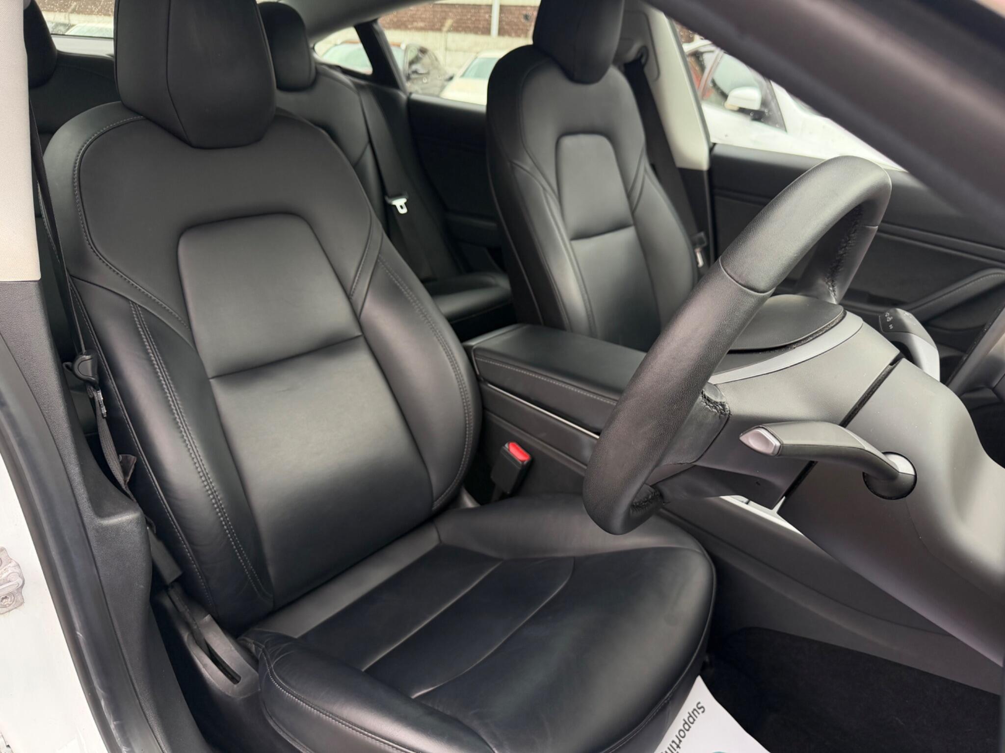 Tesla Model 3 - Image 13