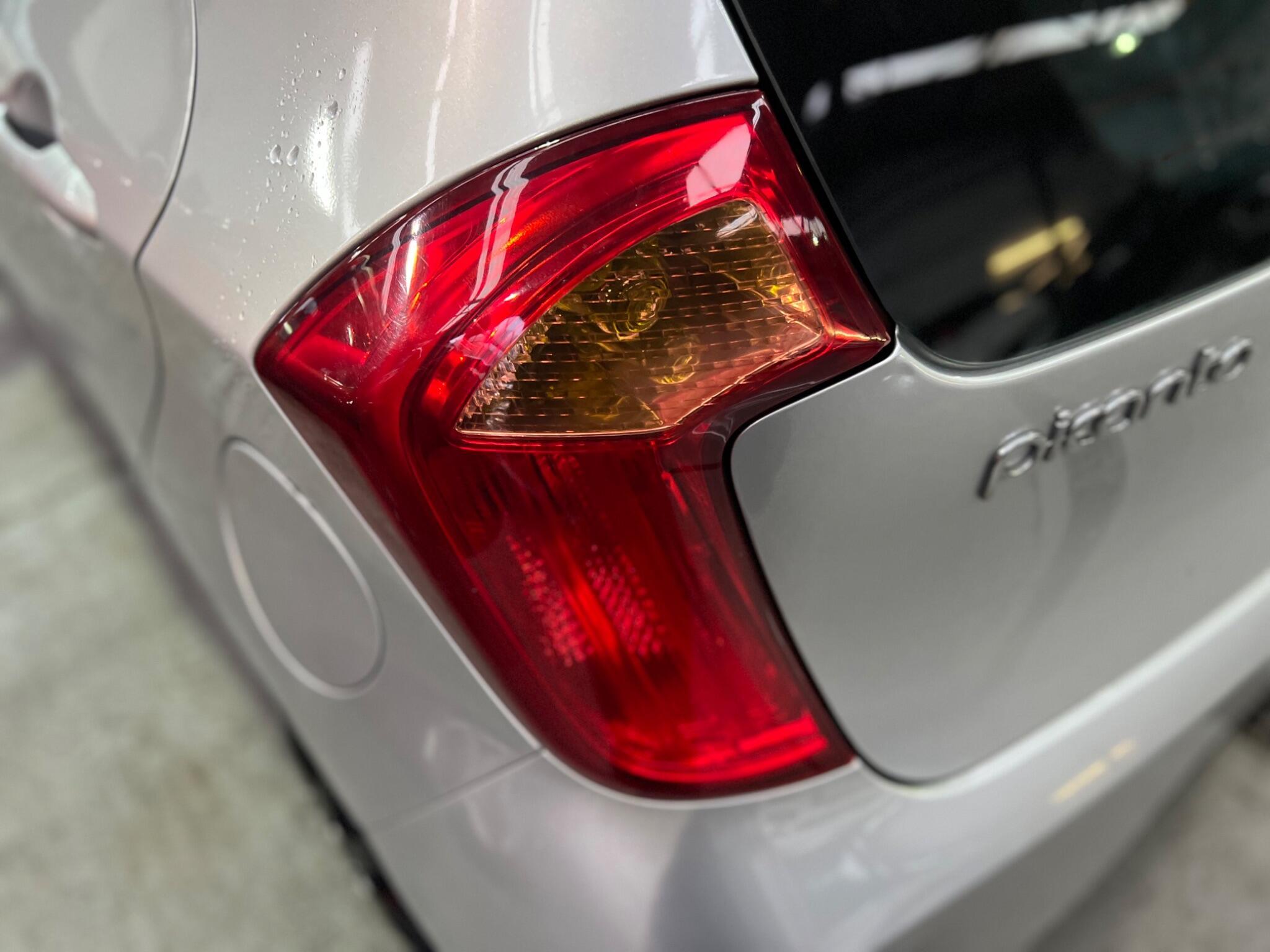 Kia Picanto - Image 12