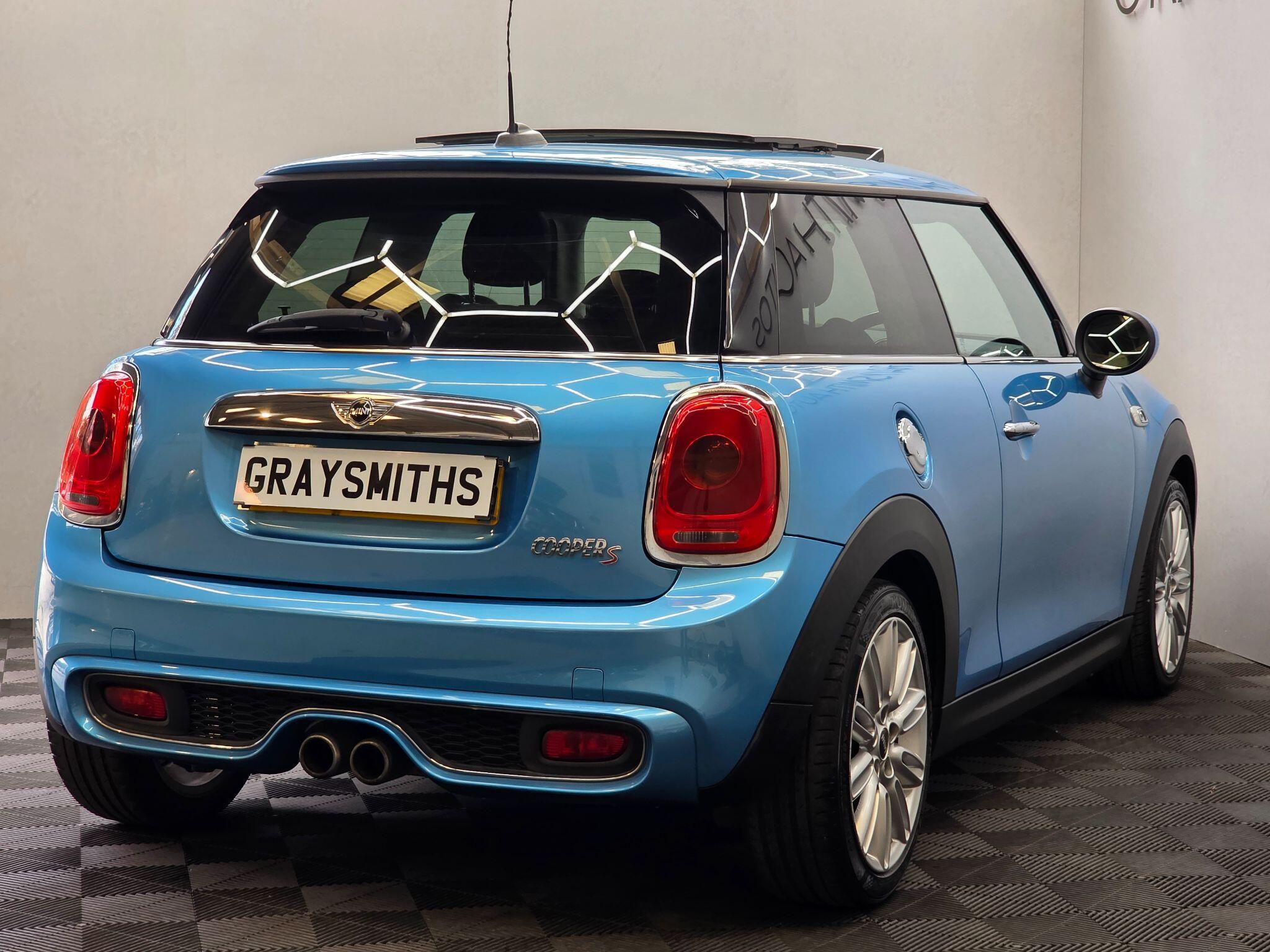 MINI Hatch - Image 10