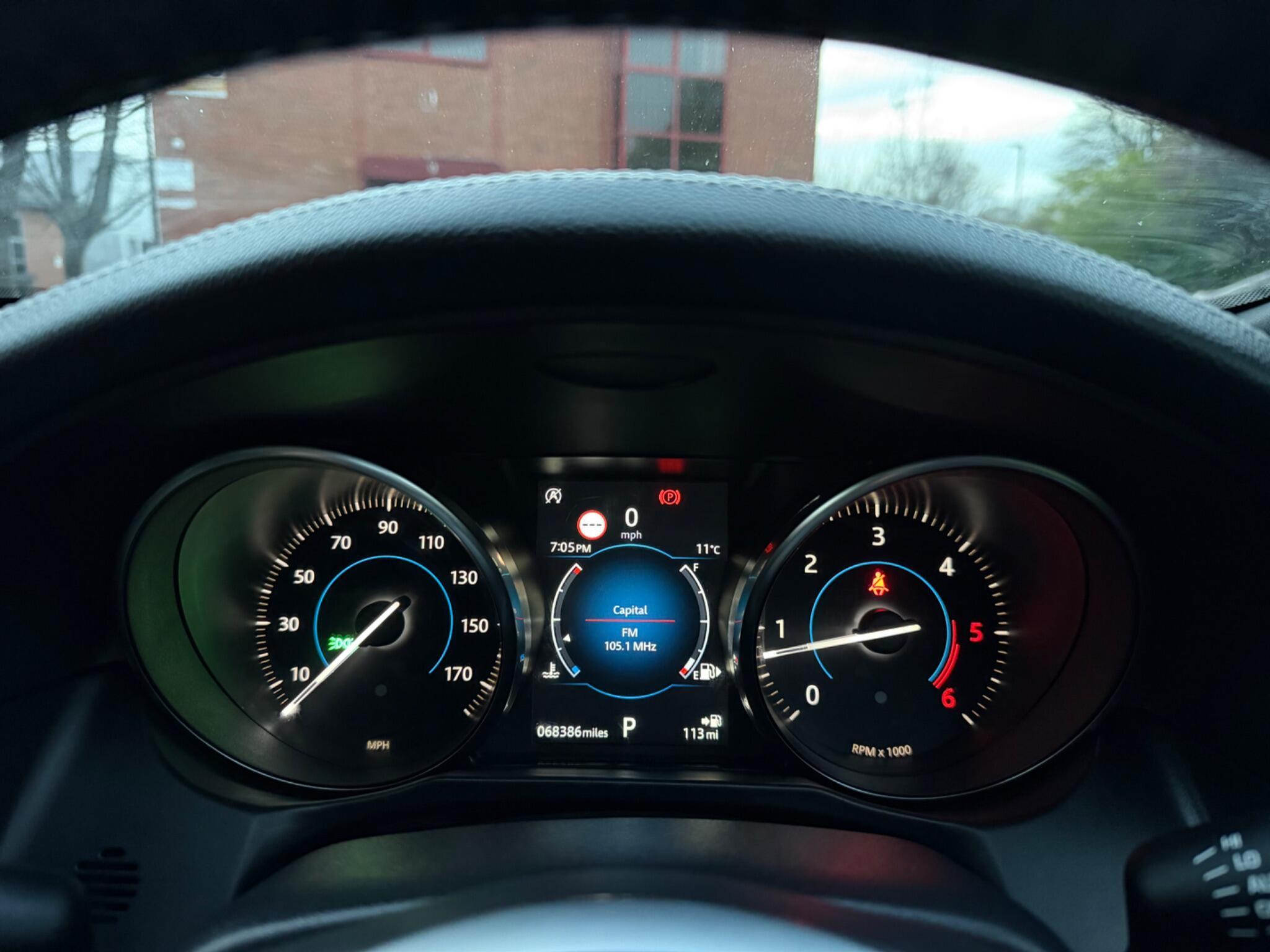 Jaguar XF - Image 69