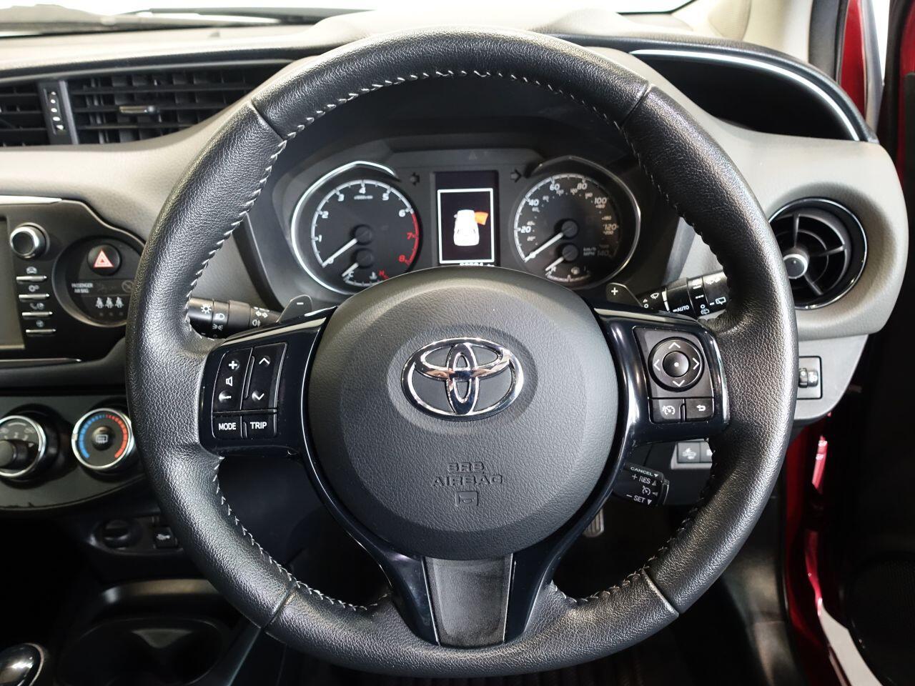 Toyota Yaris - Image 10