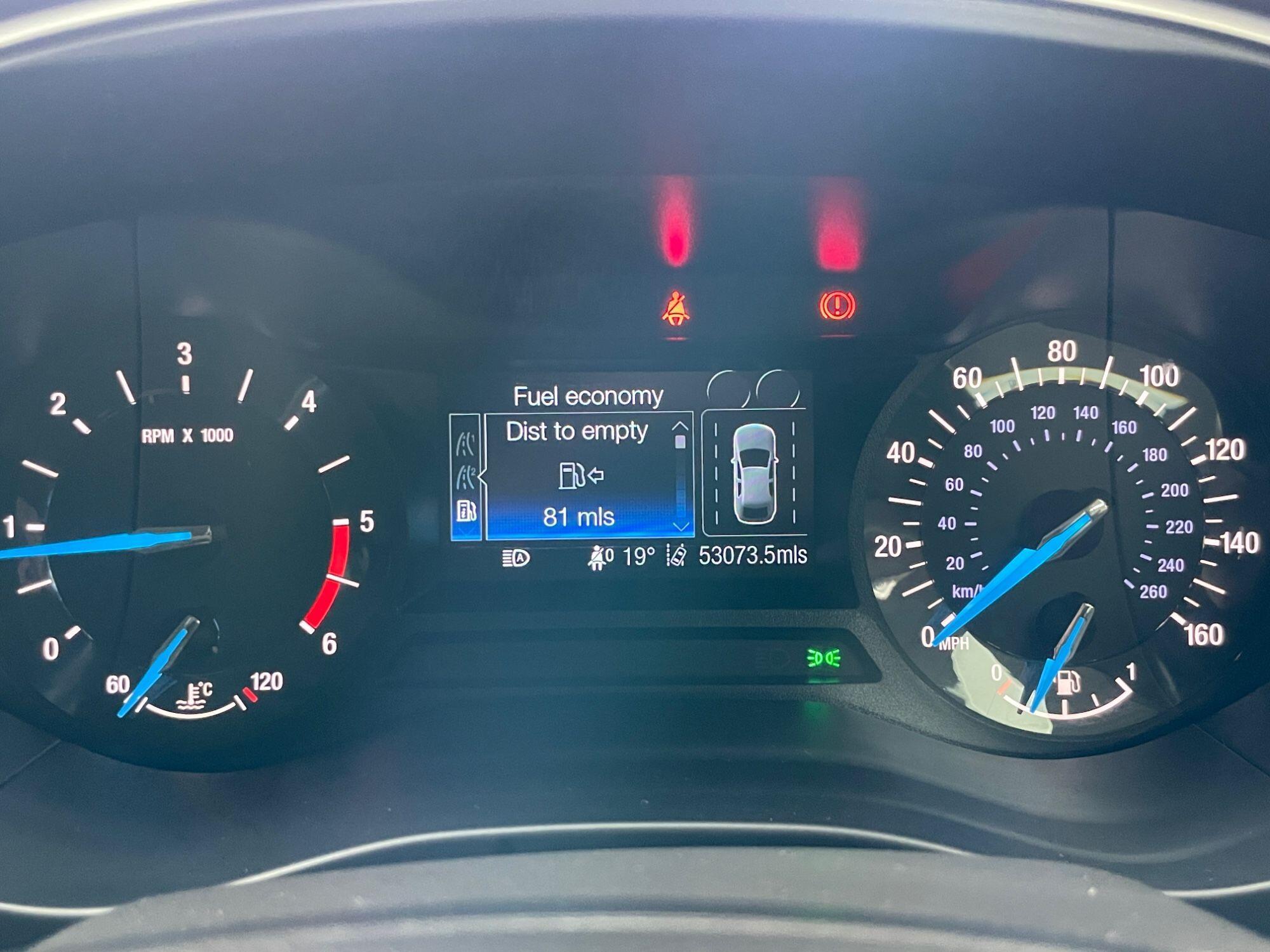 Ford Mondeo - Image 36