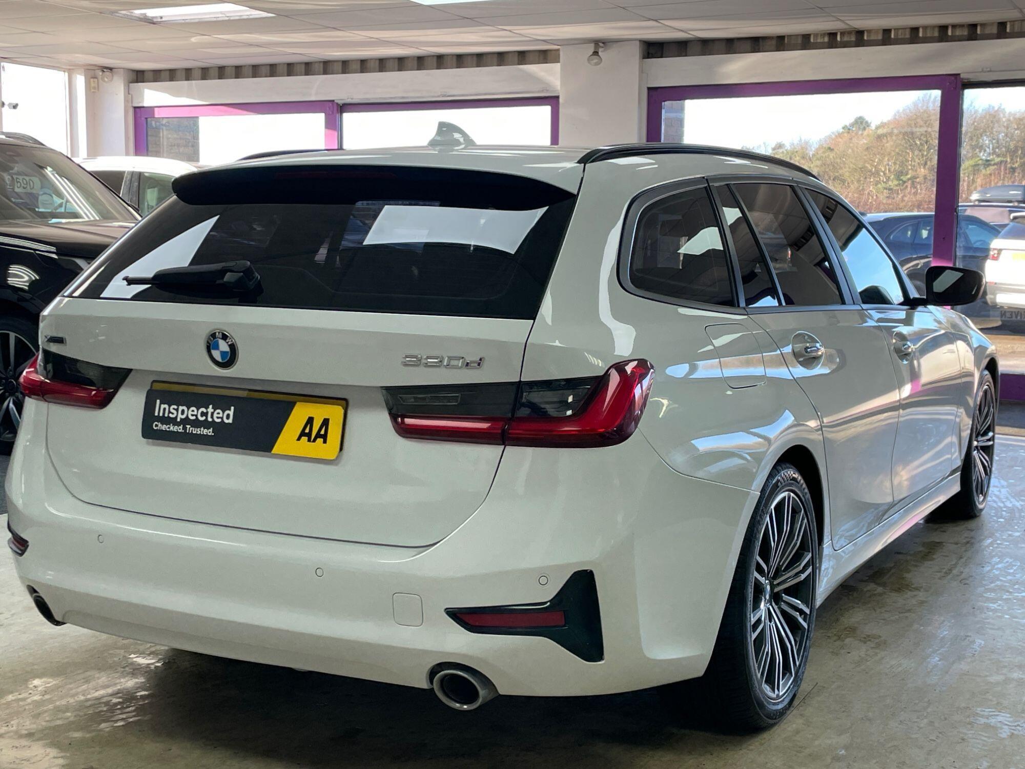 BMW 3 Series - Image 9