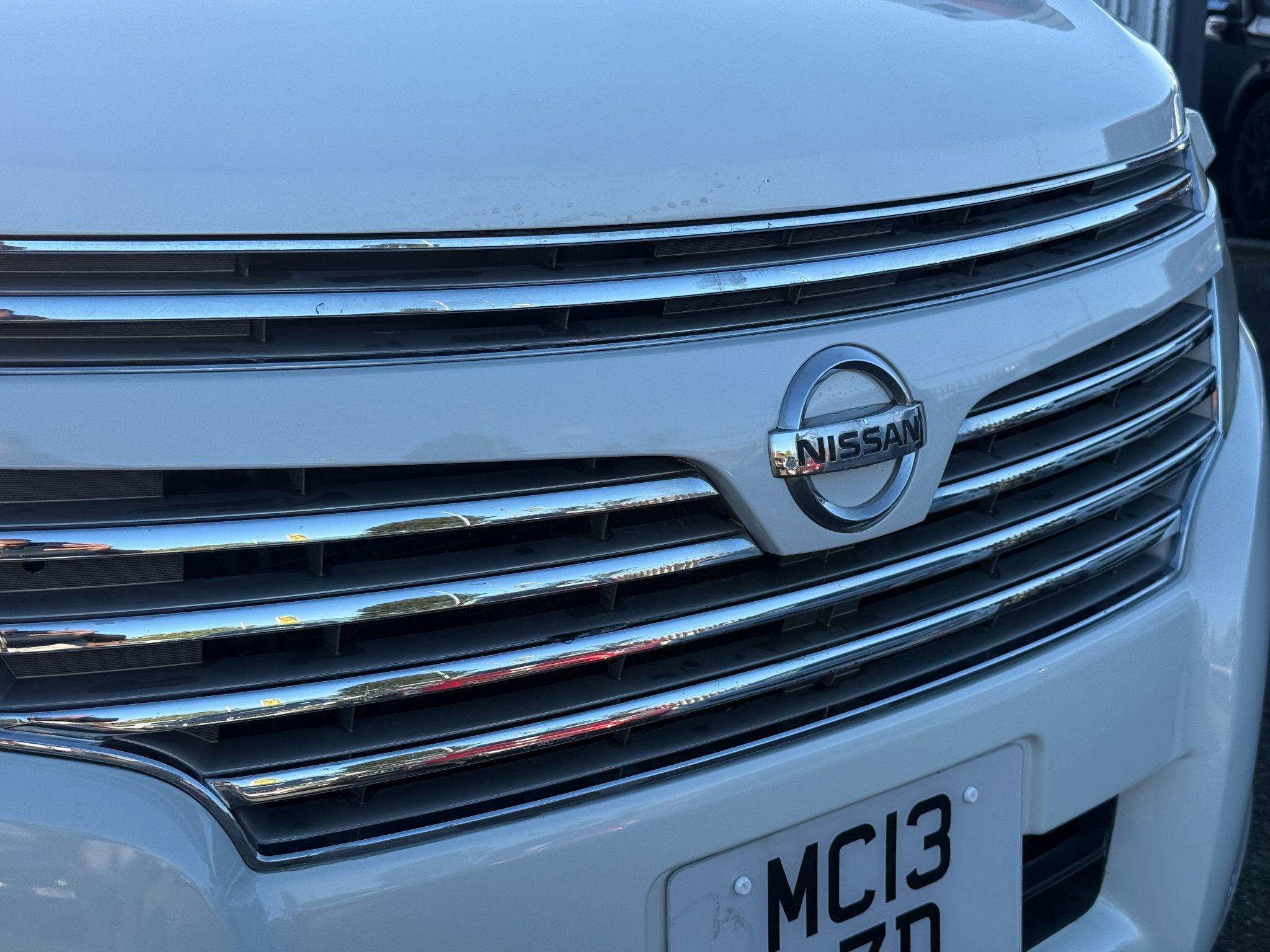 Nissan Elgrand - Image 7