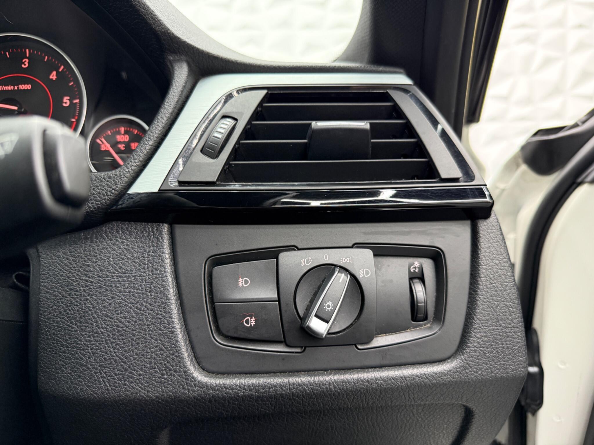 BMW 3 Series - Image 32